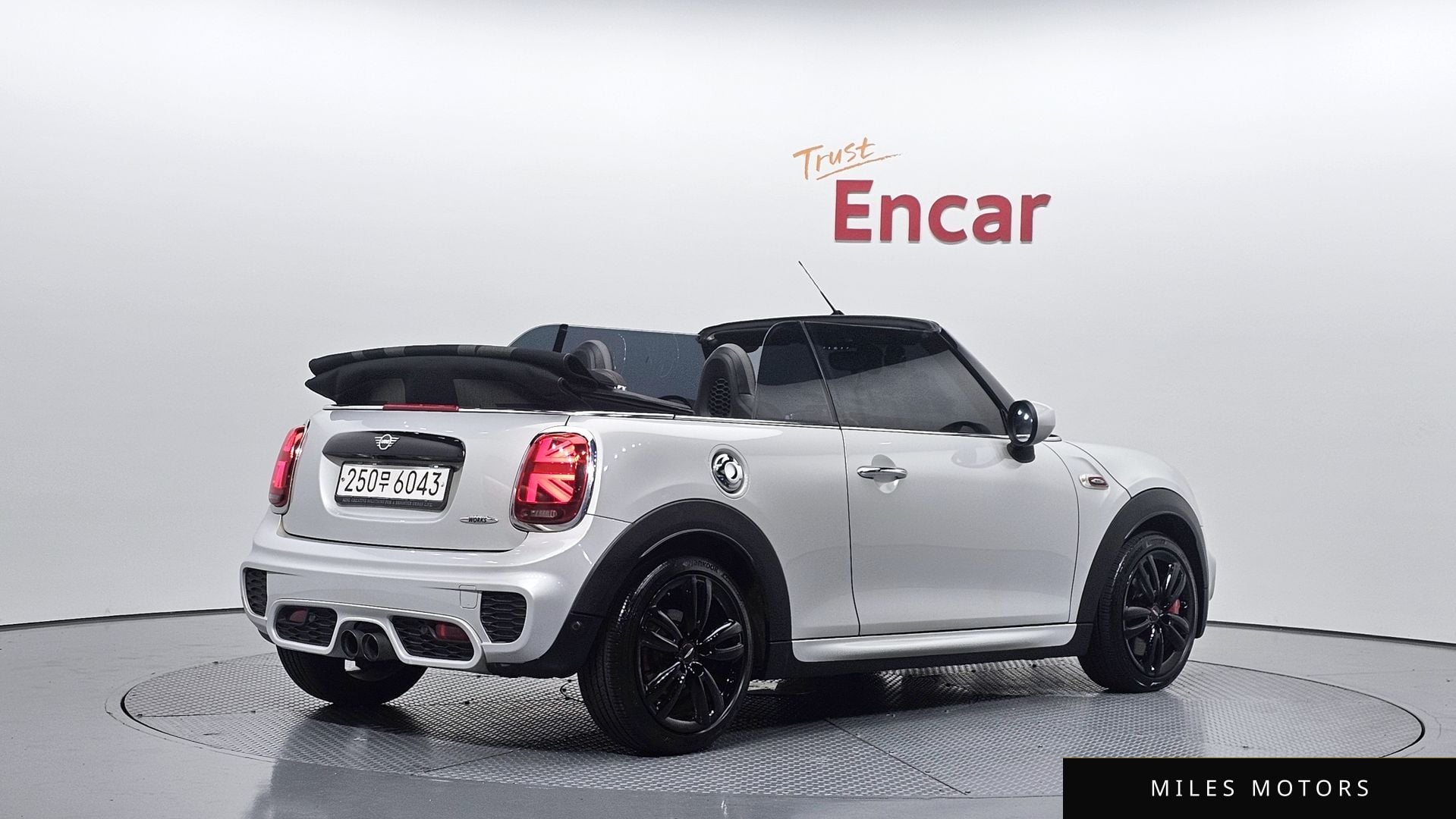 MINI Cooper Convertible 2021 — миниатюра 2