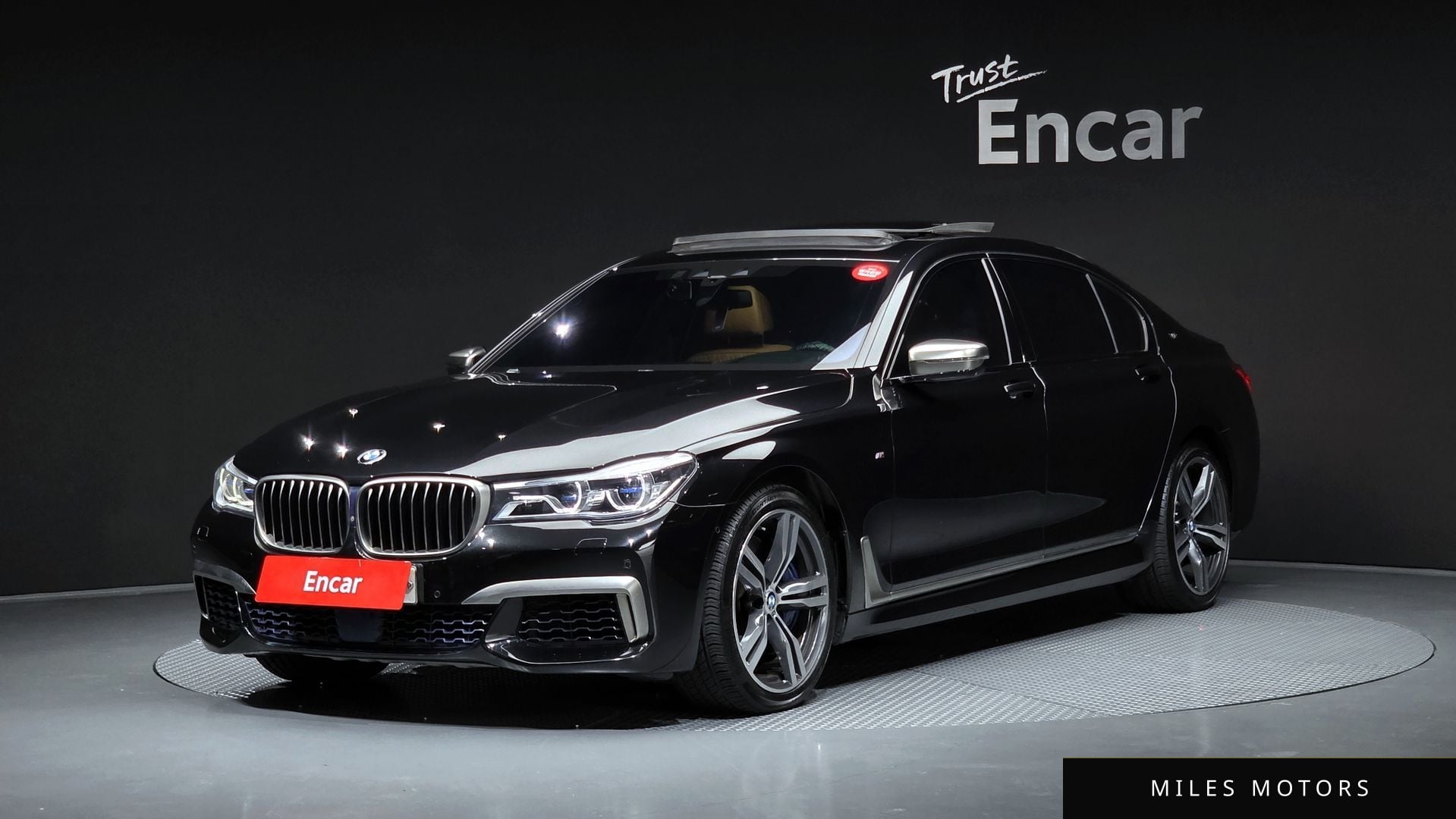 BMW 7 Series (G11) 2017 — фото 1 из 12