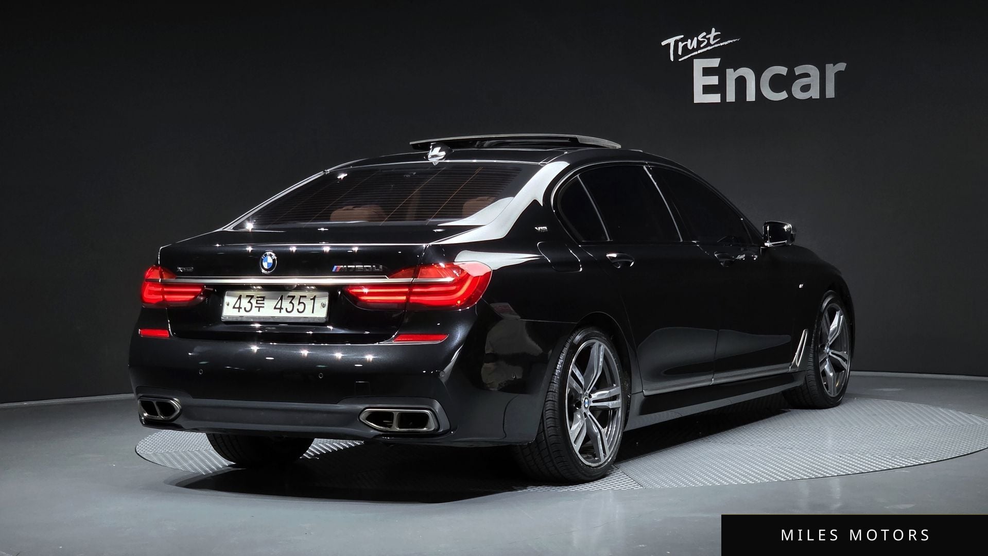 BMW 7 Series (G11) 2017 — миниатюра 2