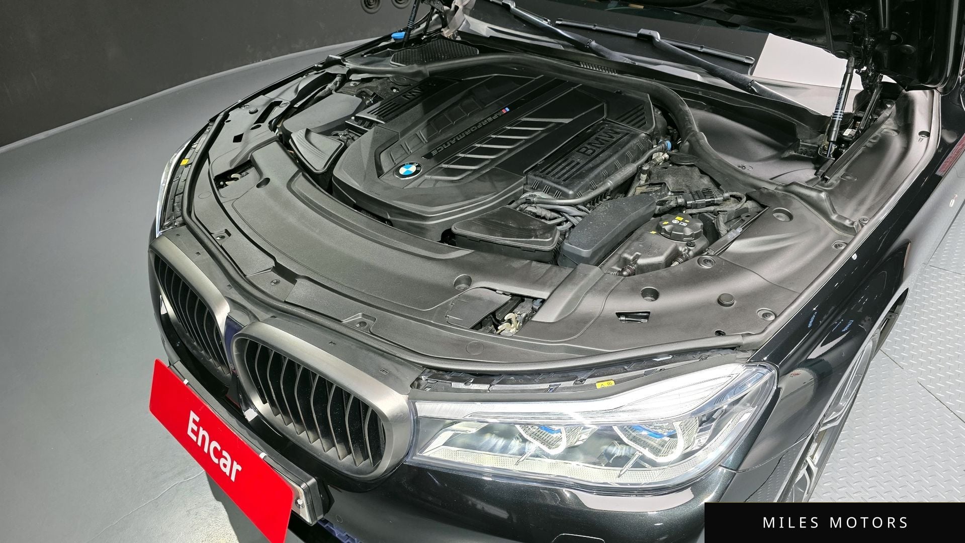 BMW 7 Series (G11) 2017 — миниатюра 6