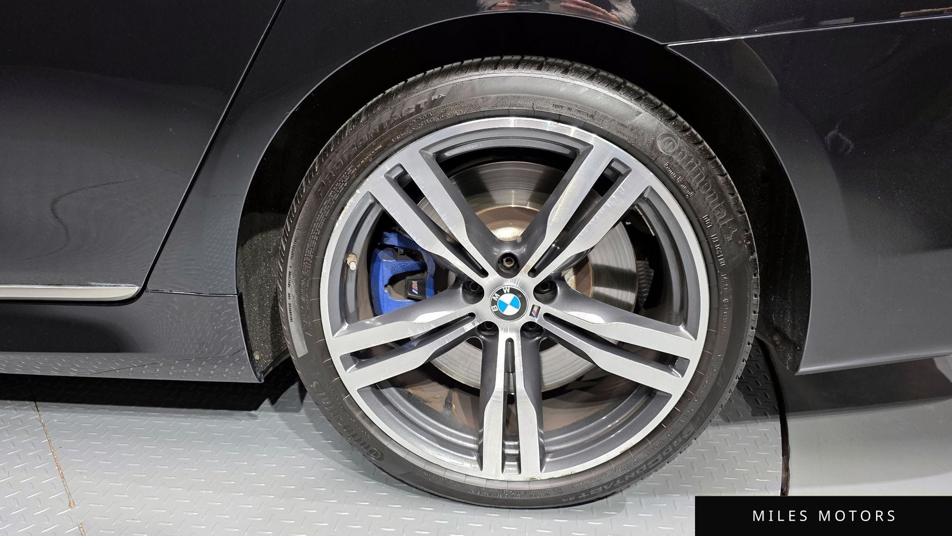 BMW 7 Series (G11) 2017 — миниатюра 7