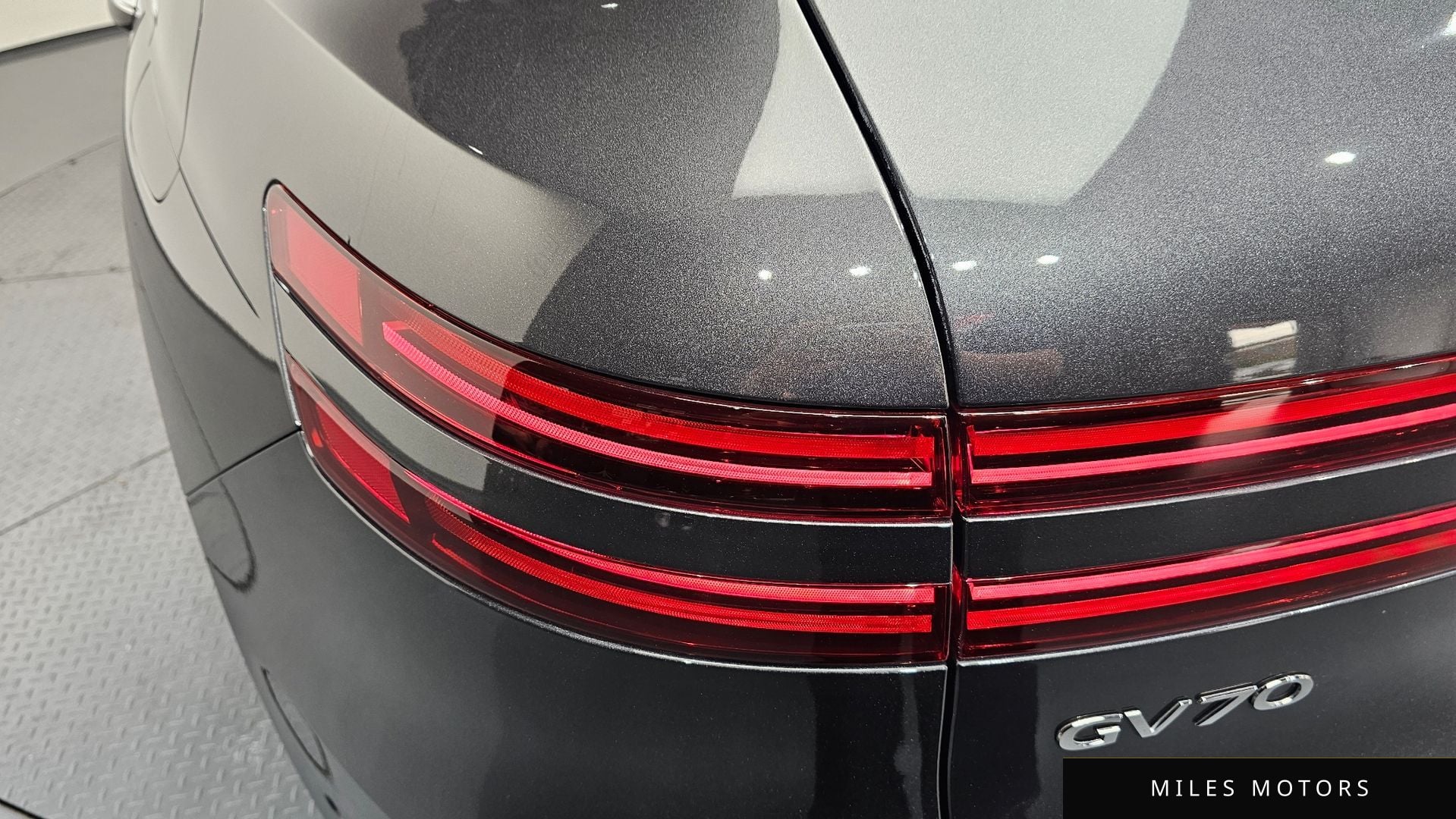 Genesis GV70 2023 — миниатюра 9