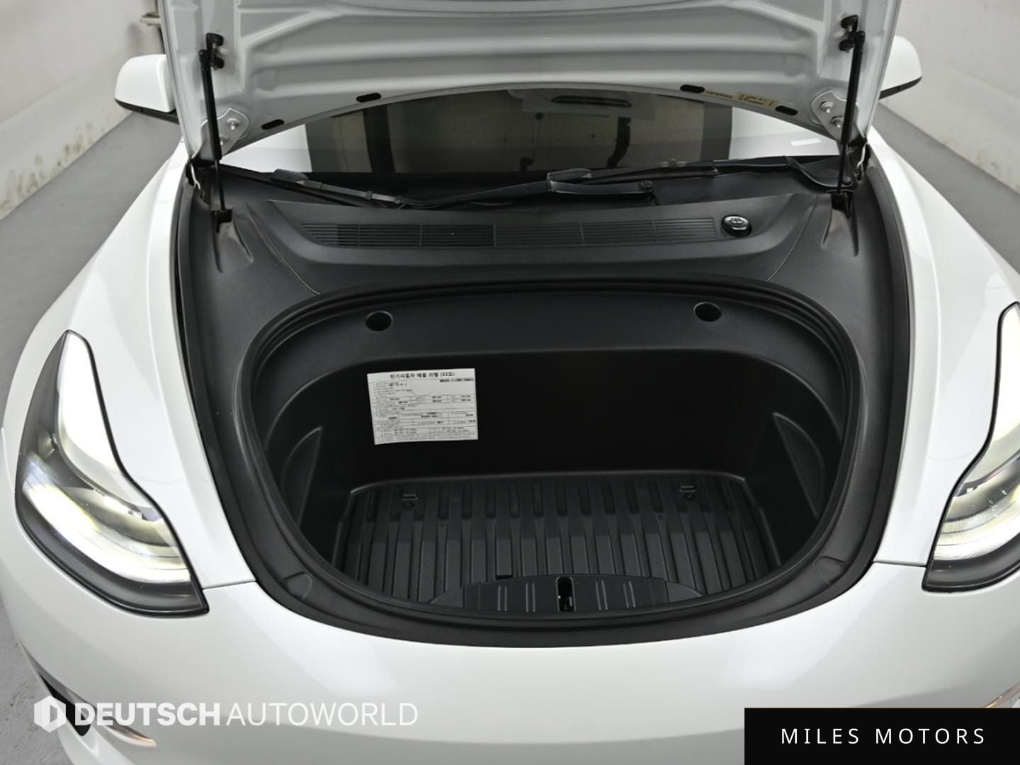 Tesla Model 3 2022 — миниатюра 6