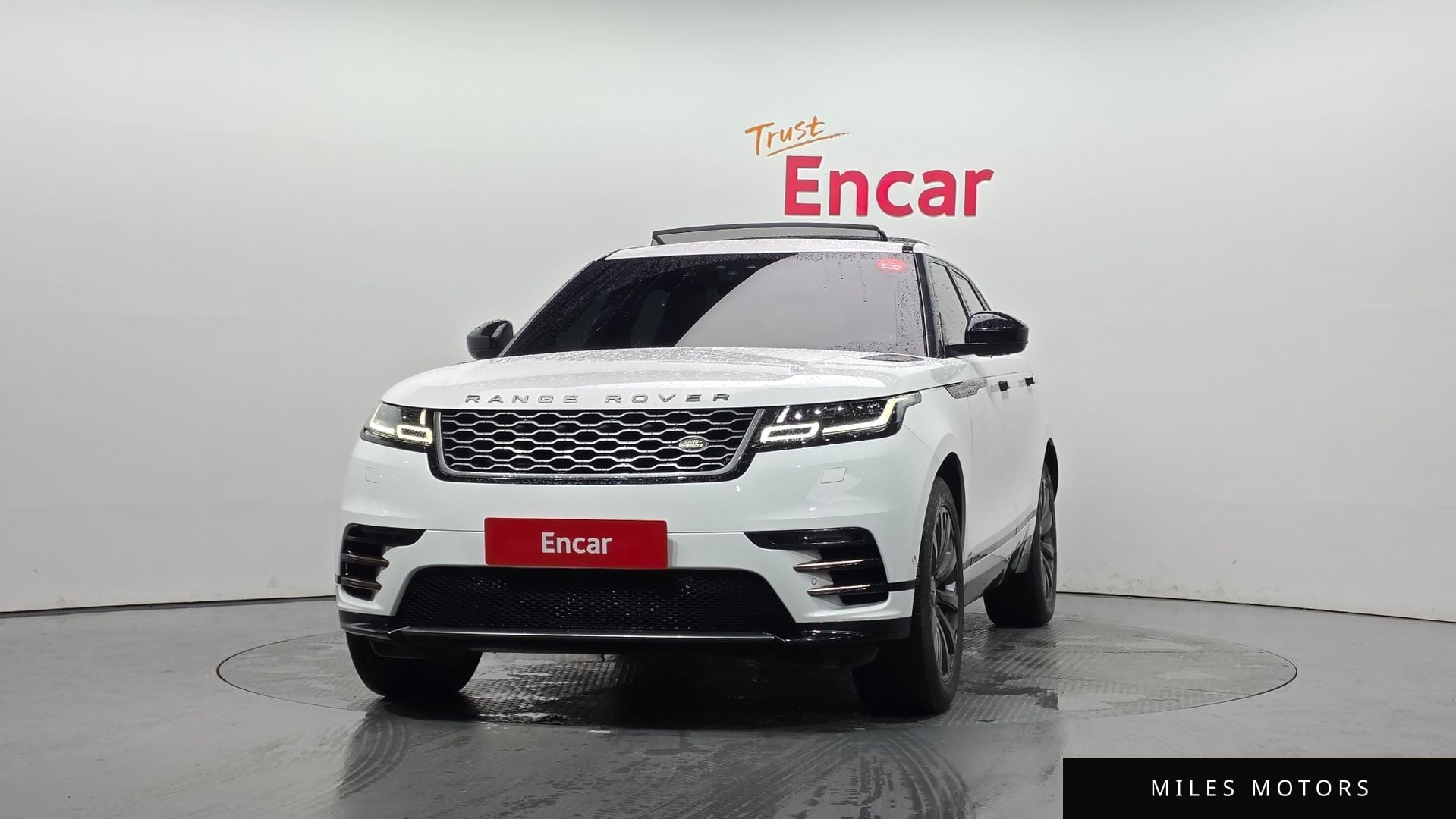 Land Rover Range Rover Velar 2018 — миниатюра 3