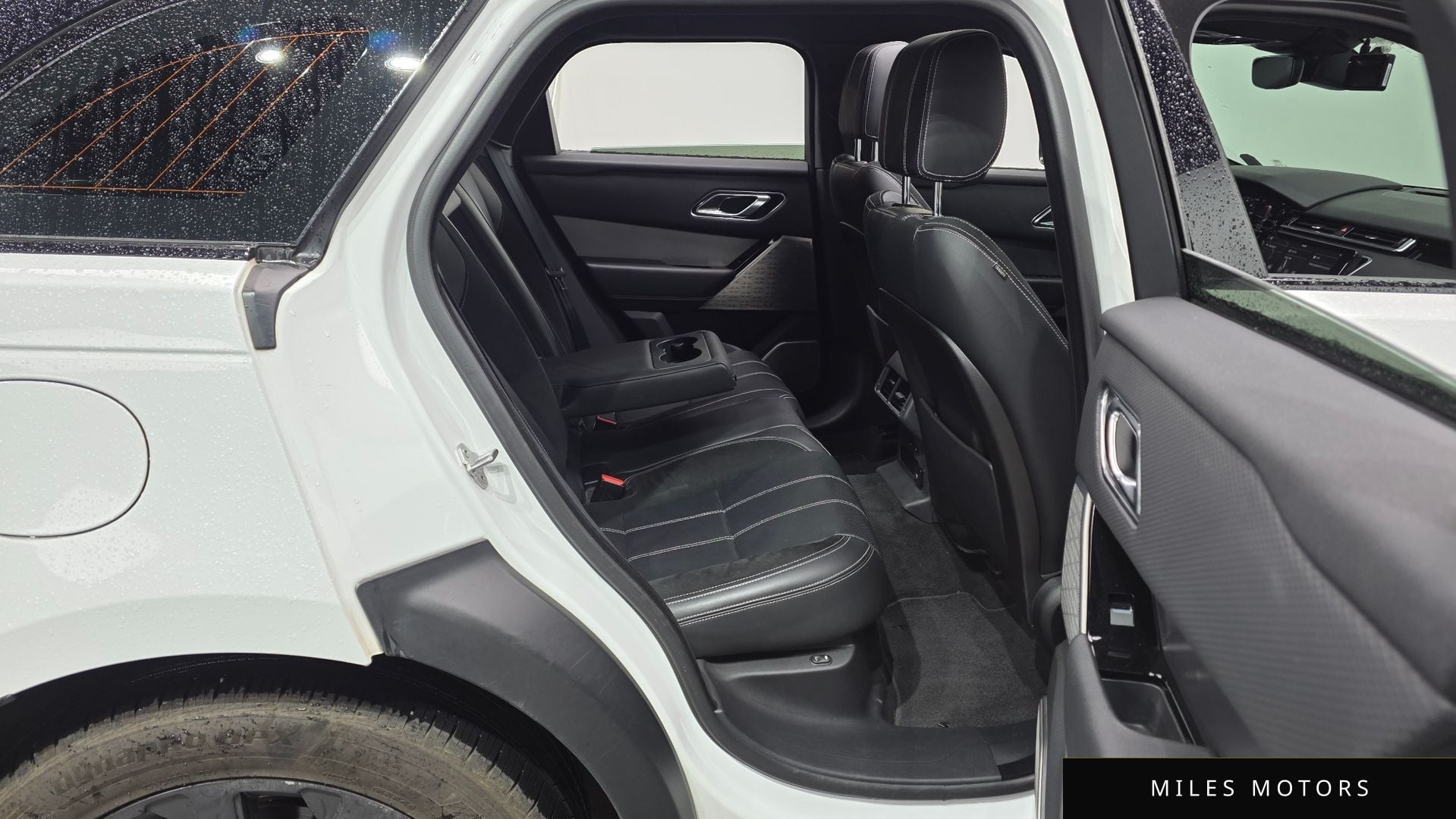 Land Rover Range Rover Velar 2018 — миниатюра 12