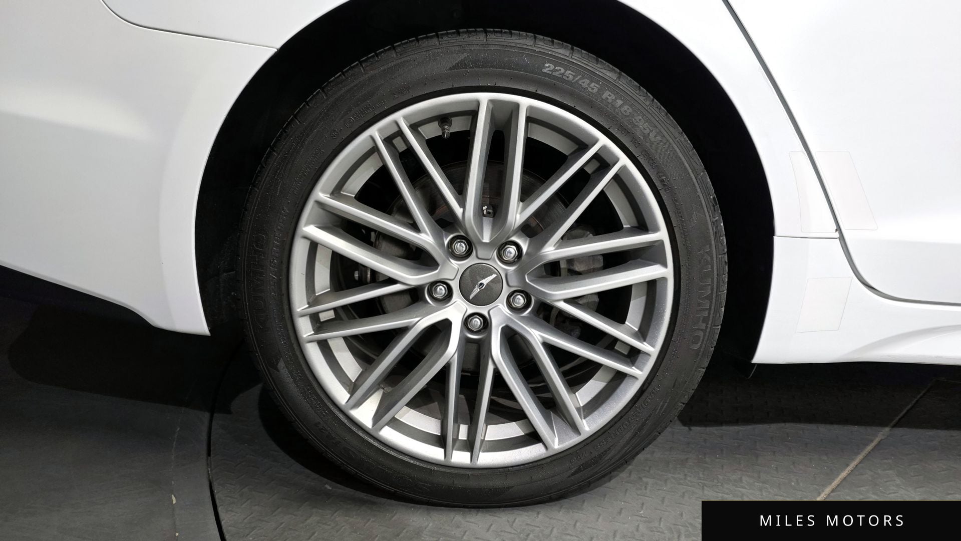 Genesis G70 2020 — миниатюра 7