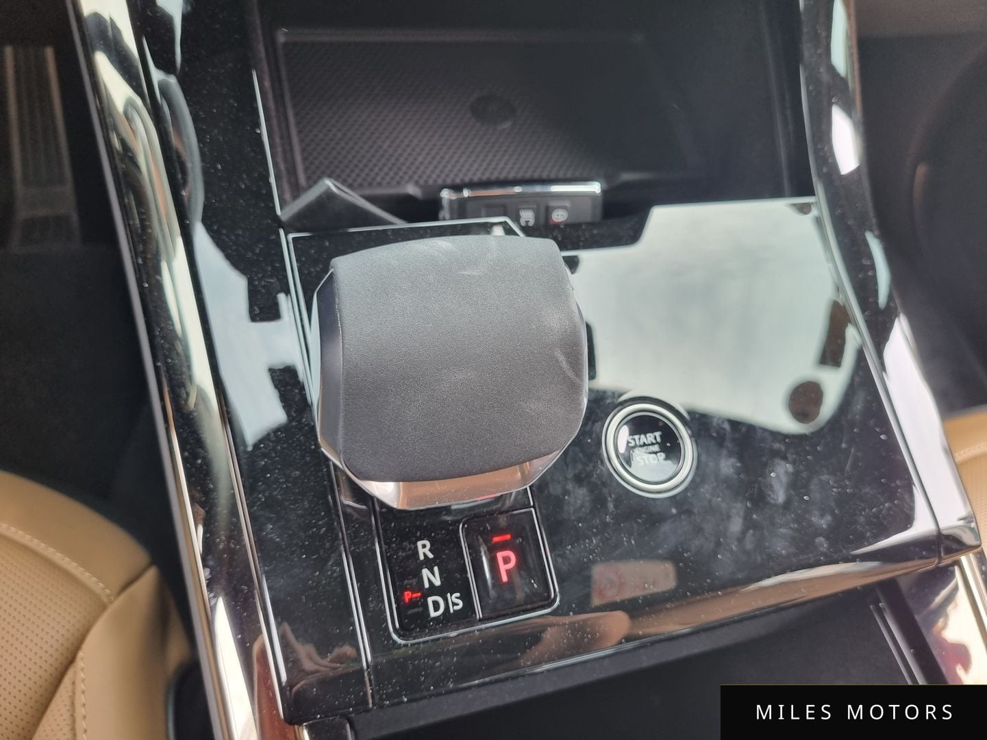 Land Rover Range Rover Sport 2024 — миниатюра 12