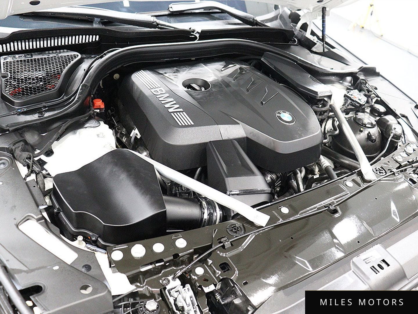 BMW 5 Series (G60) 2025 — миниатюра 6