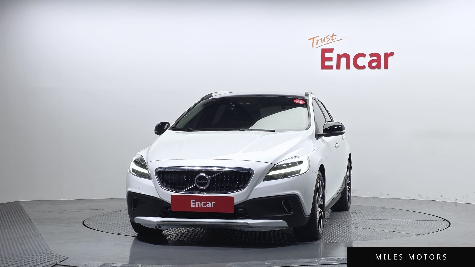 Volvo V40 2019 — миниатюра 3