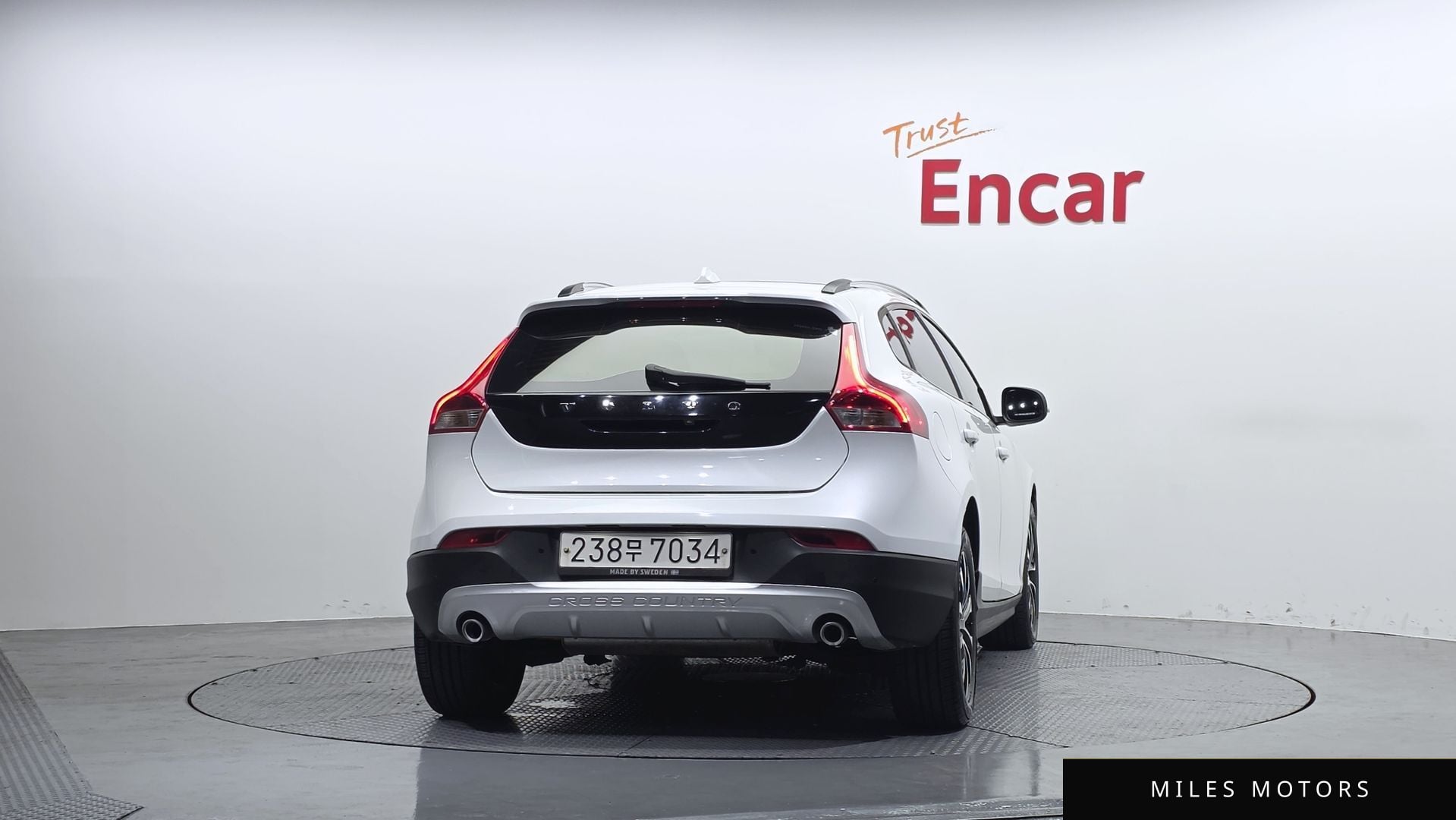 Volvo V40 2019 — миниатюра 4