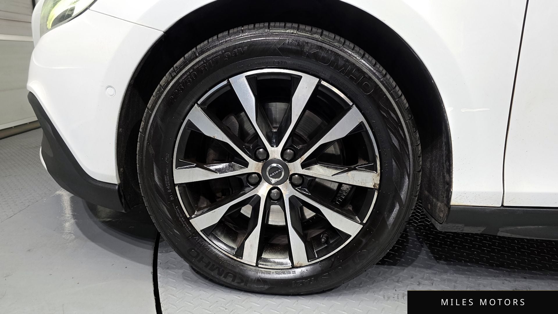 Volvo V40 2019 — миниатюра 5