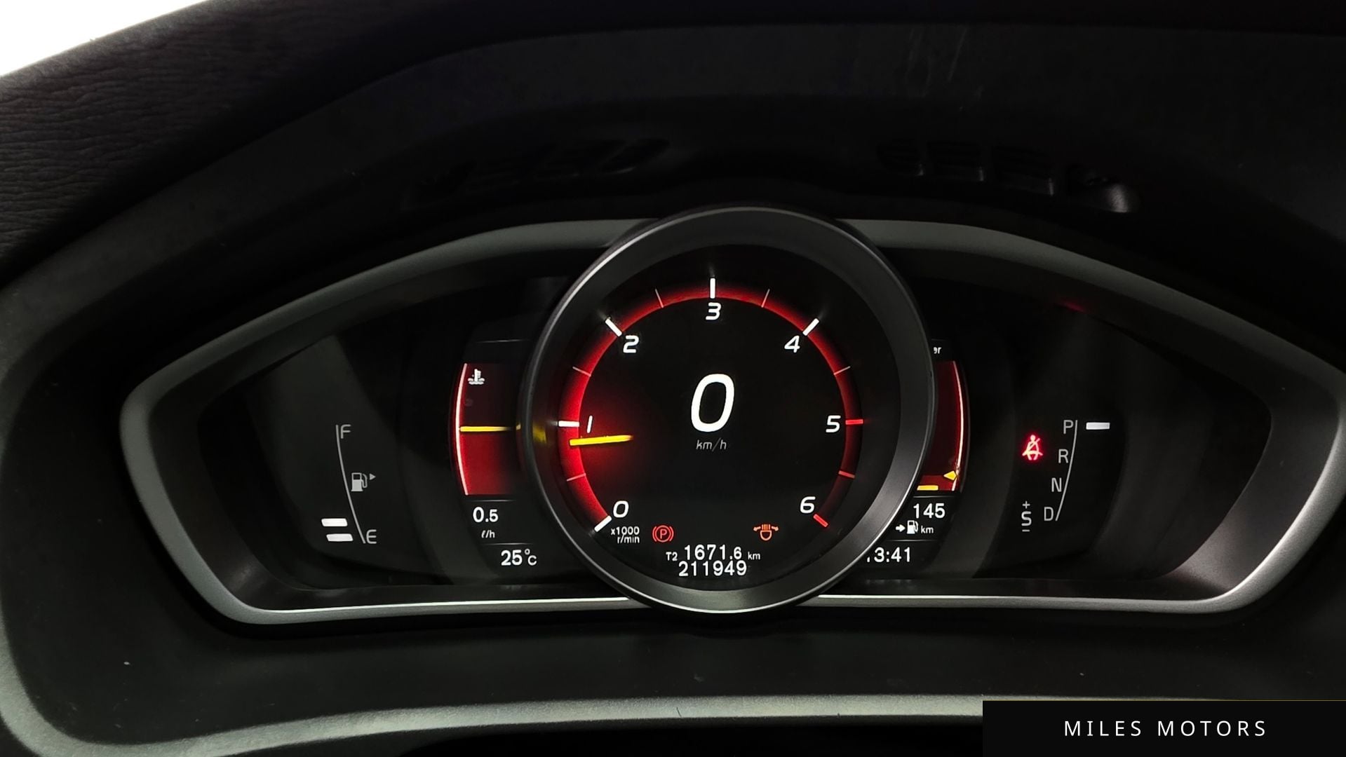 Volvo V40 2019 — миниатюра 8