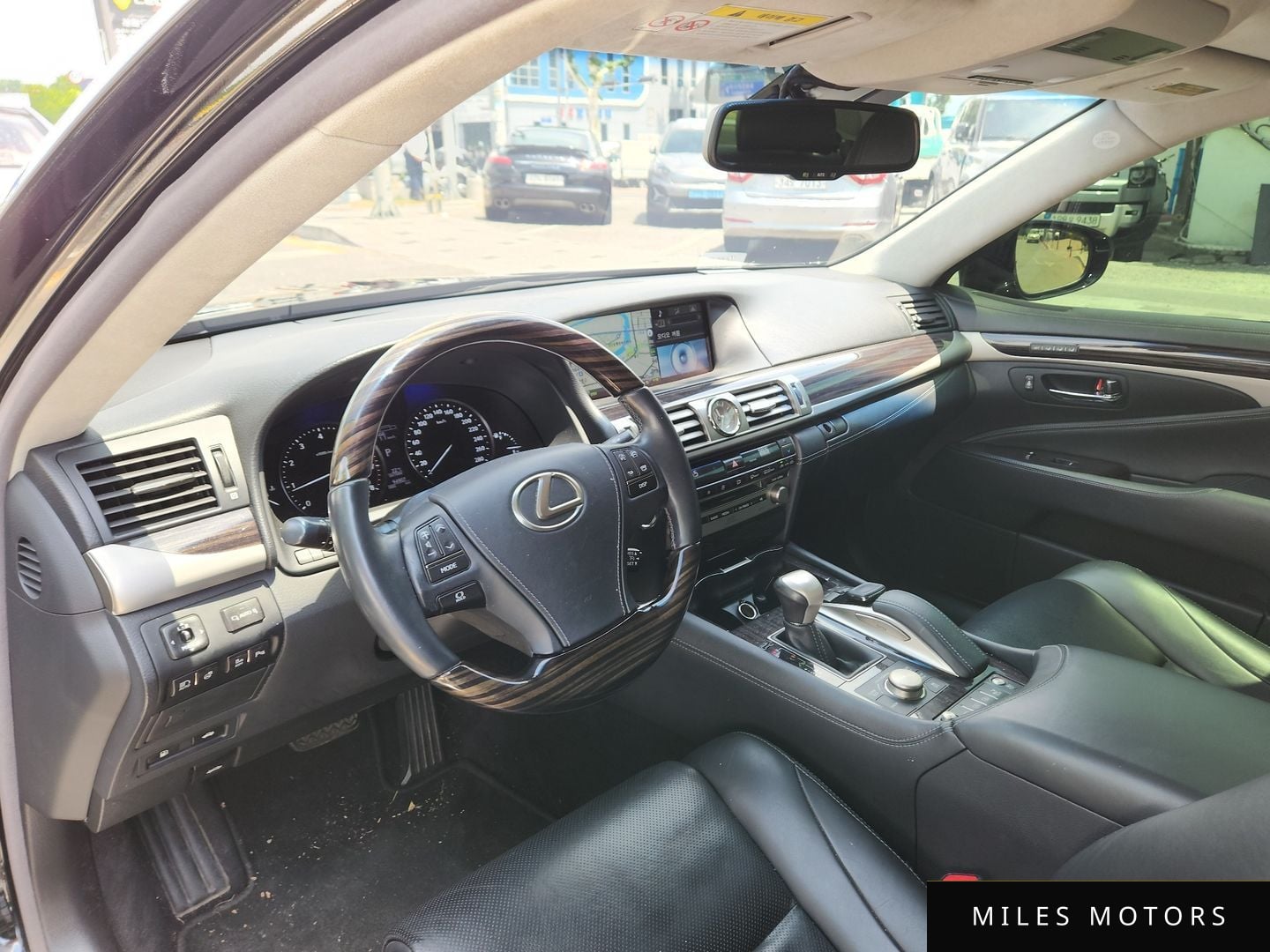 Лексус LS460 2016 — миниатюра 7