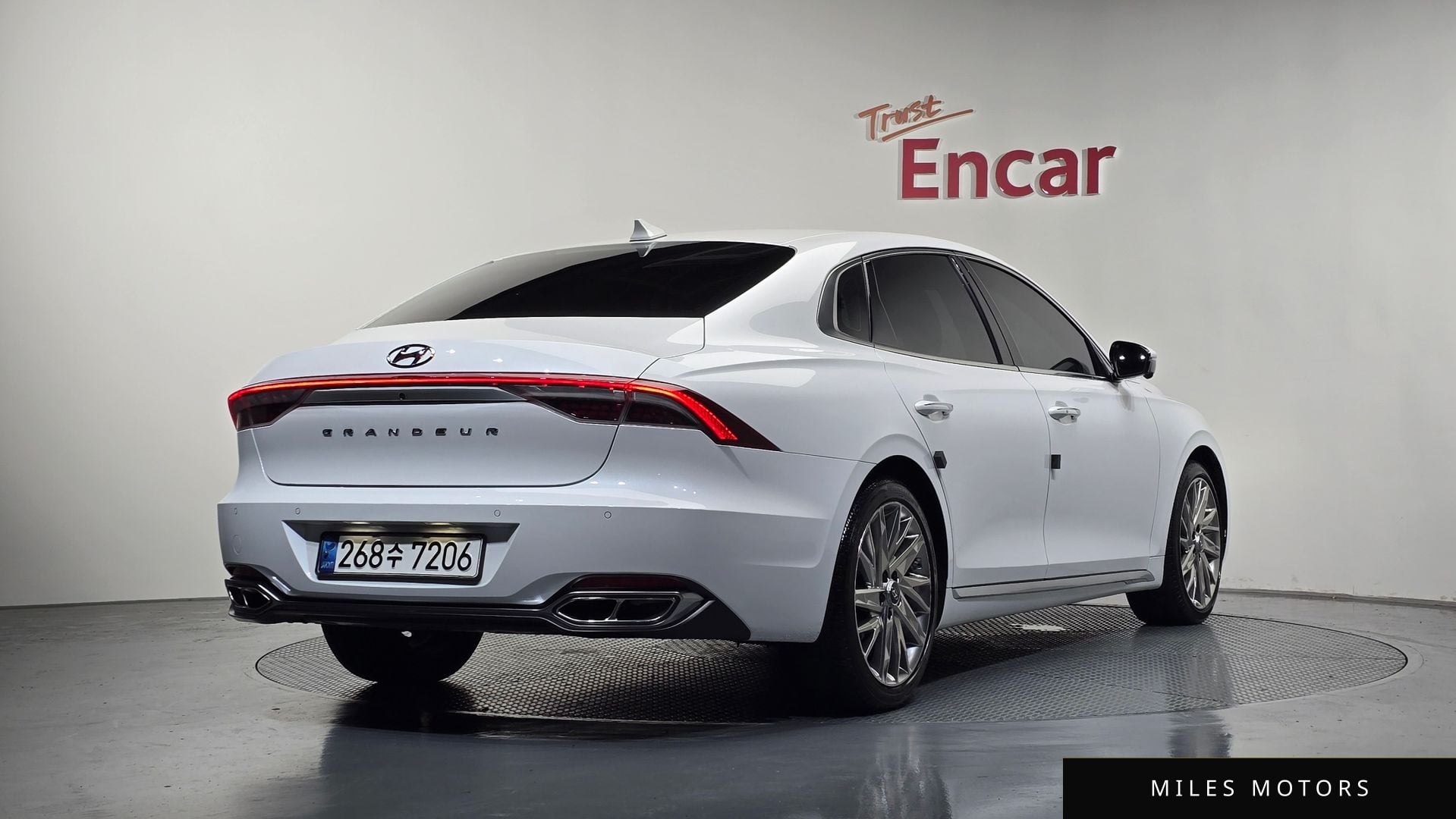 Hyundai Grandeur 2021 — миниатюра 2