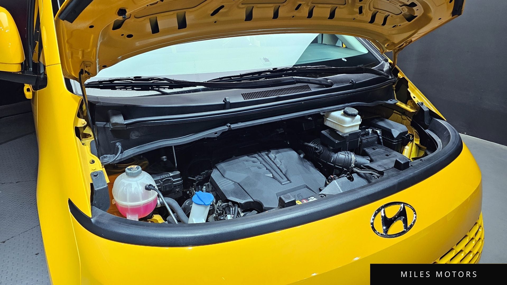 Hyundai Staria 2024 — миниатюра 6