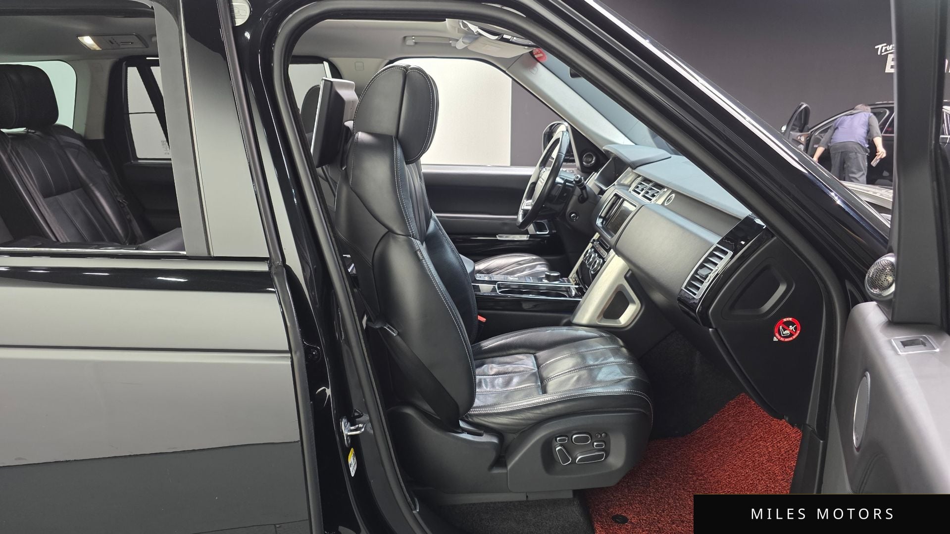 Land Rover Range Rover 2015 — миниатюра 12