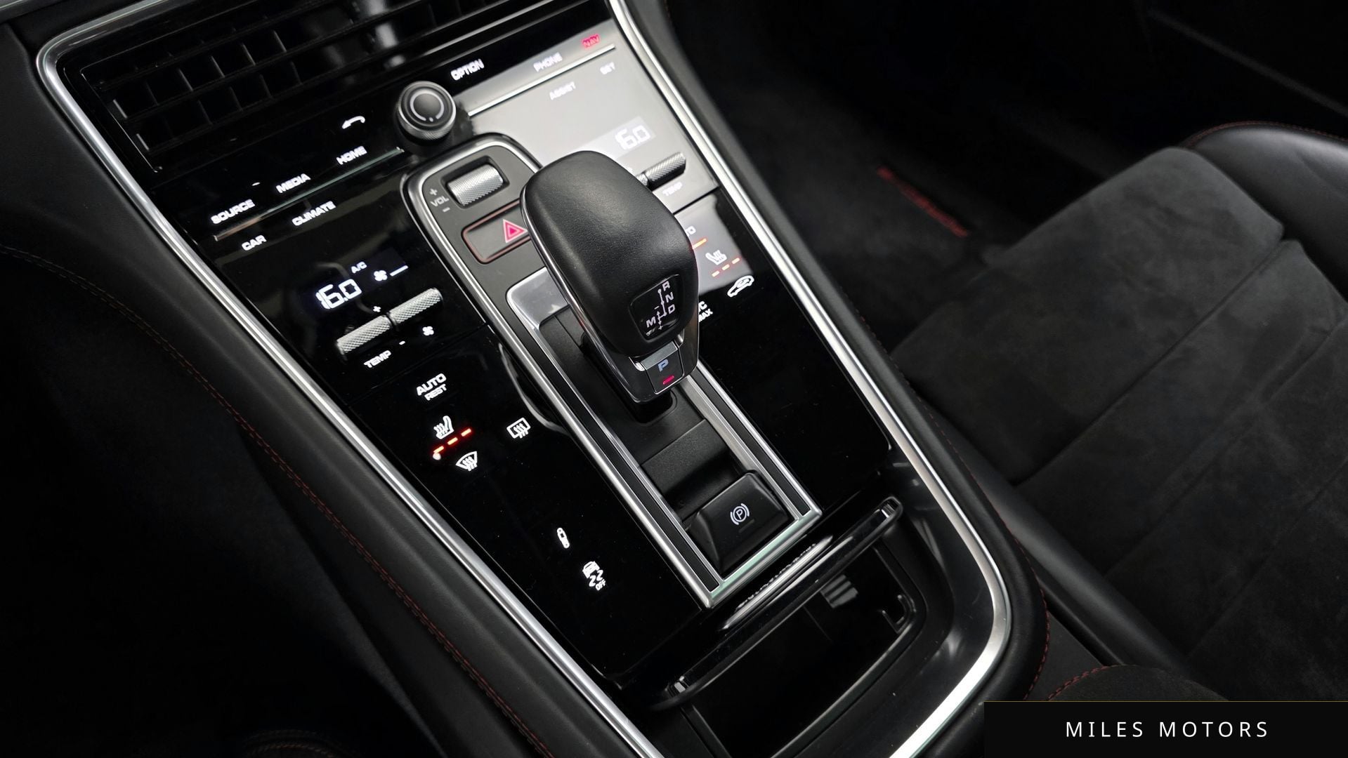 Porsche Panamera 2020 — миниатюра 9