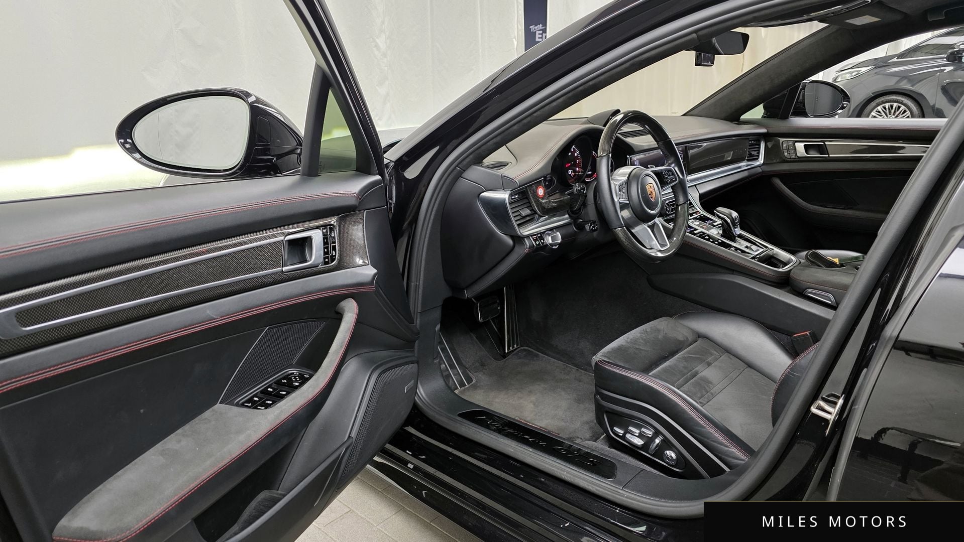 Porsche Panamera 2020 — миниатюра 10