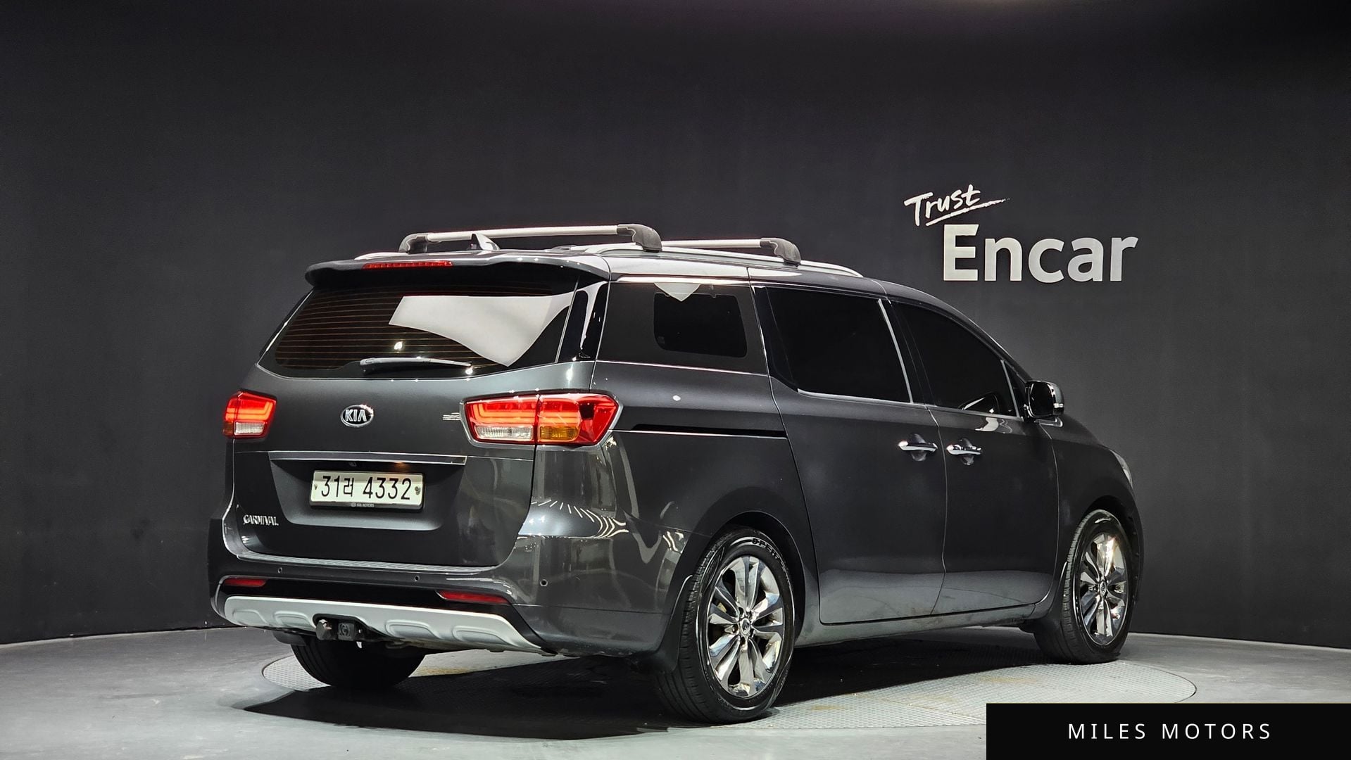 Kia Canival 2018 — миниатюра 2