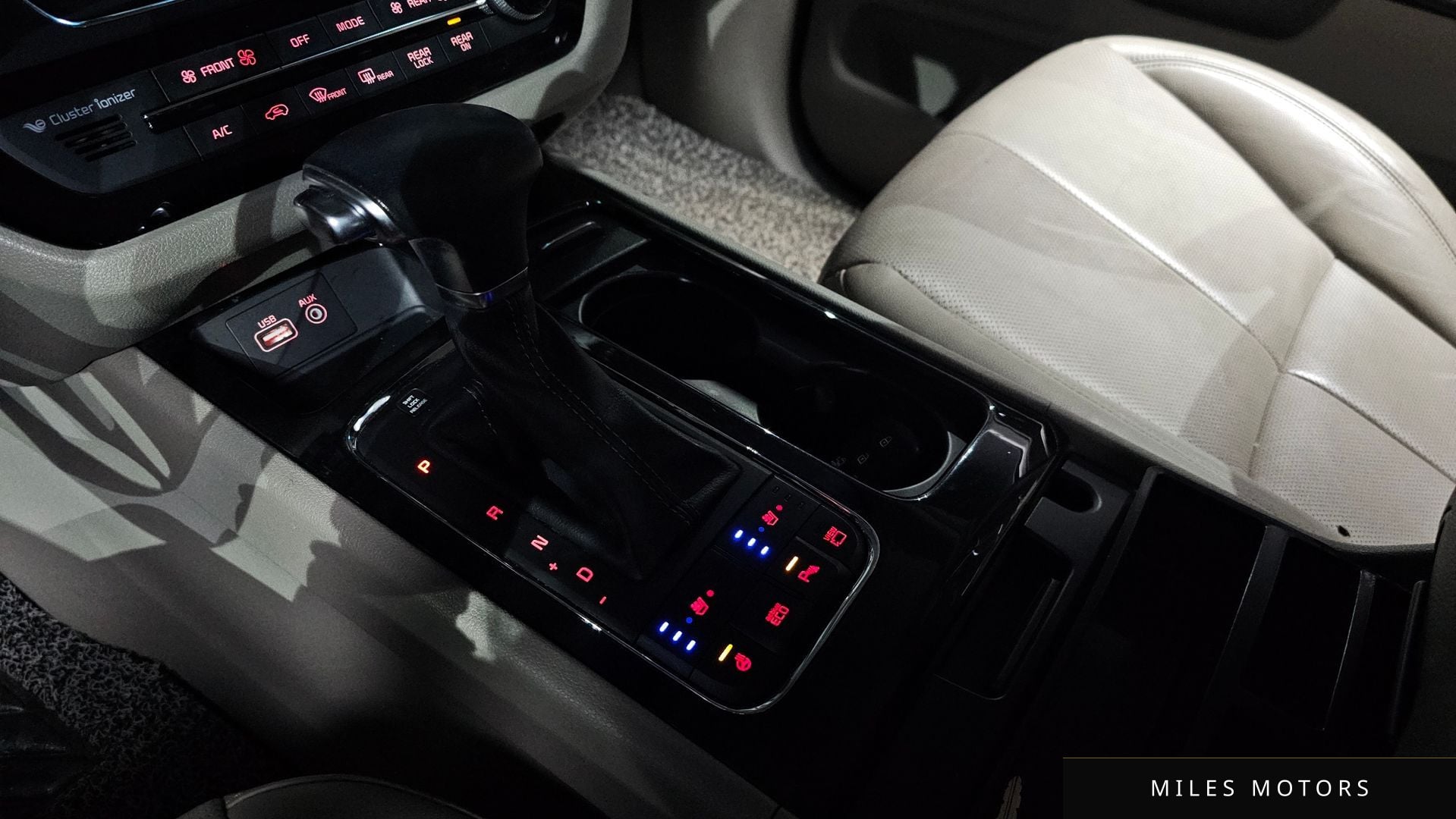 Kia Canival 2018 — миниатюра 12