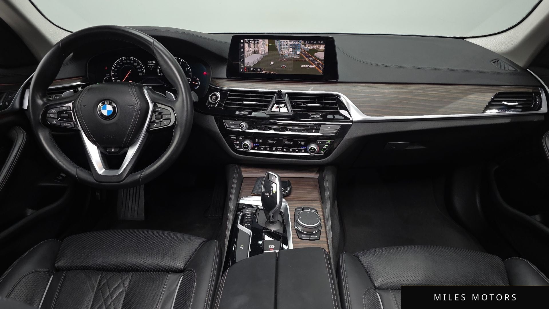 BMW 5 Series (G30) 2019 — миниатюра 9