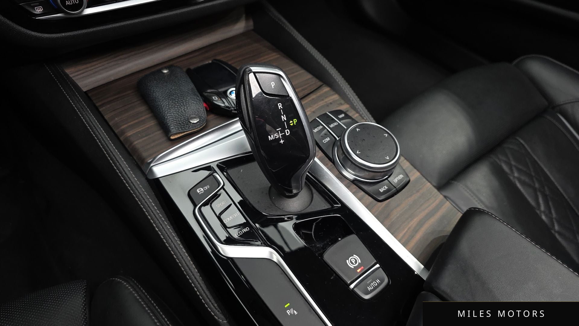 BMW 5 Series (G30) 2019 — миниатюра 11