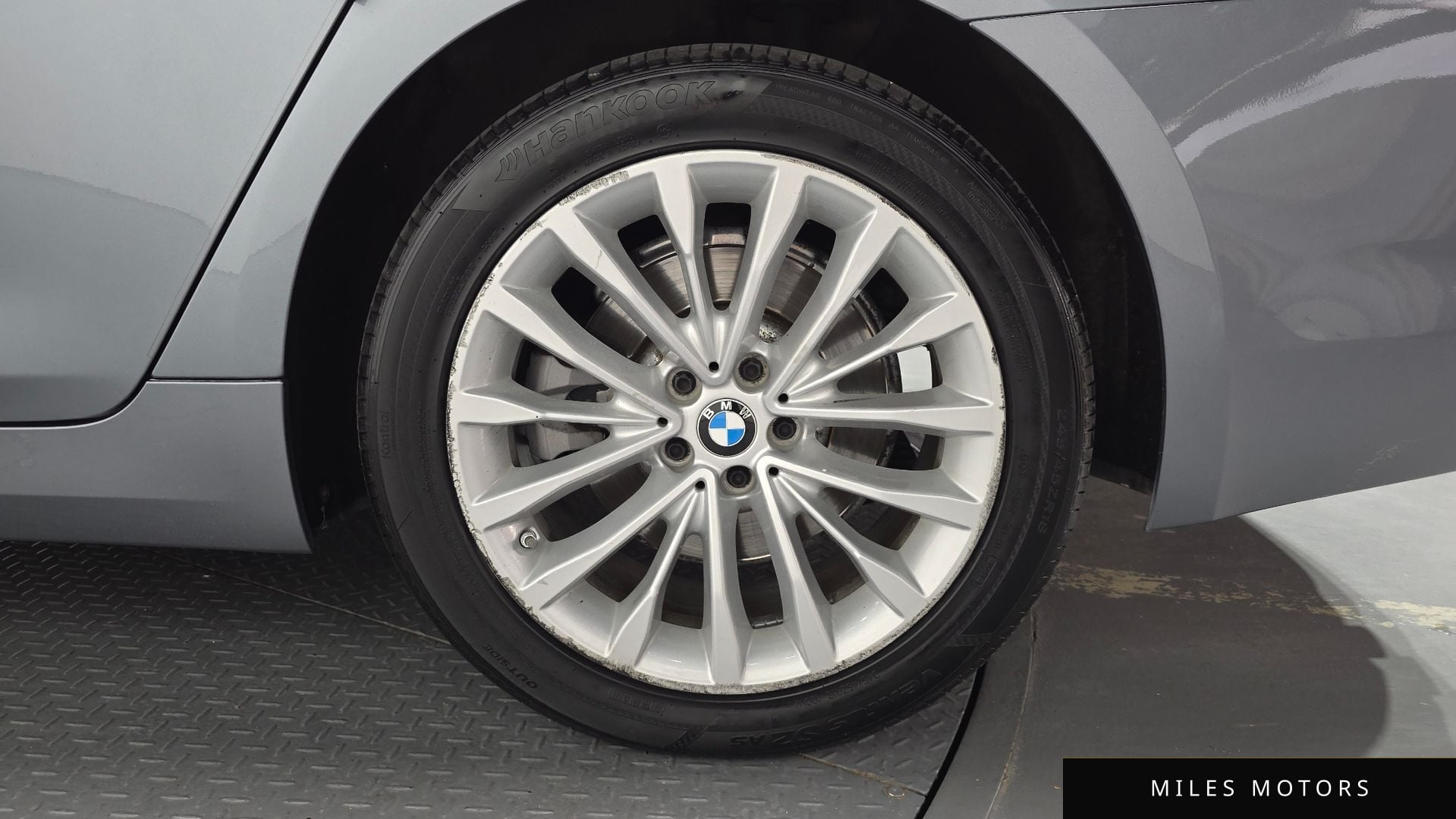 BMW 5 Series (G30) 2019 — миниатюра 6