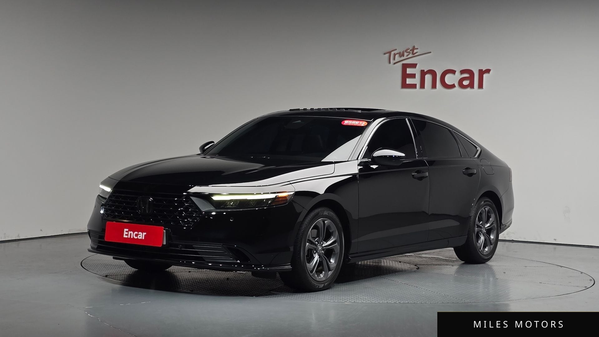 Honda Accord 2024 — фото 1 из 12