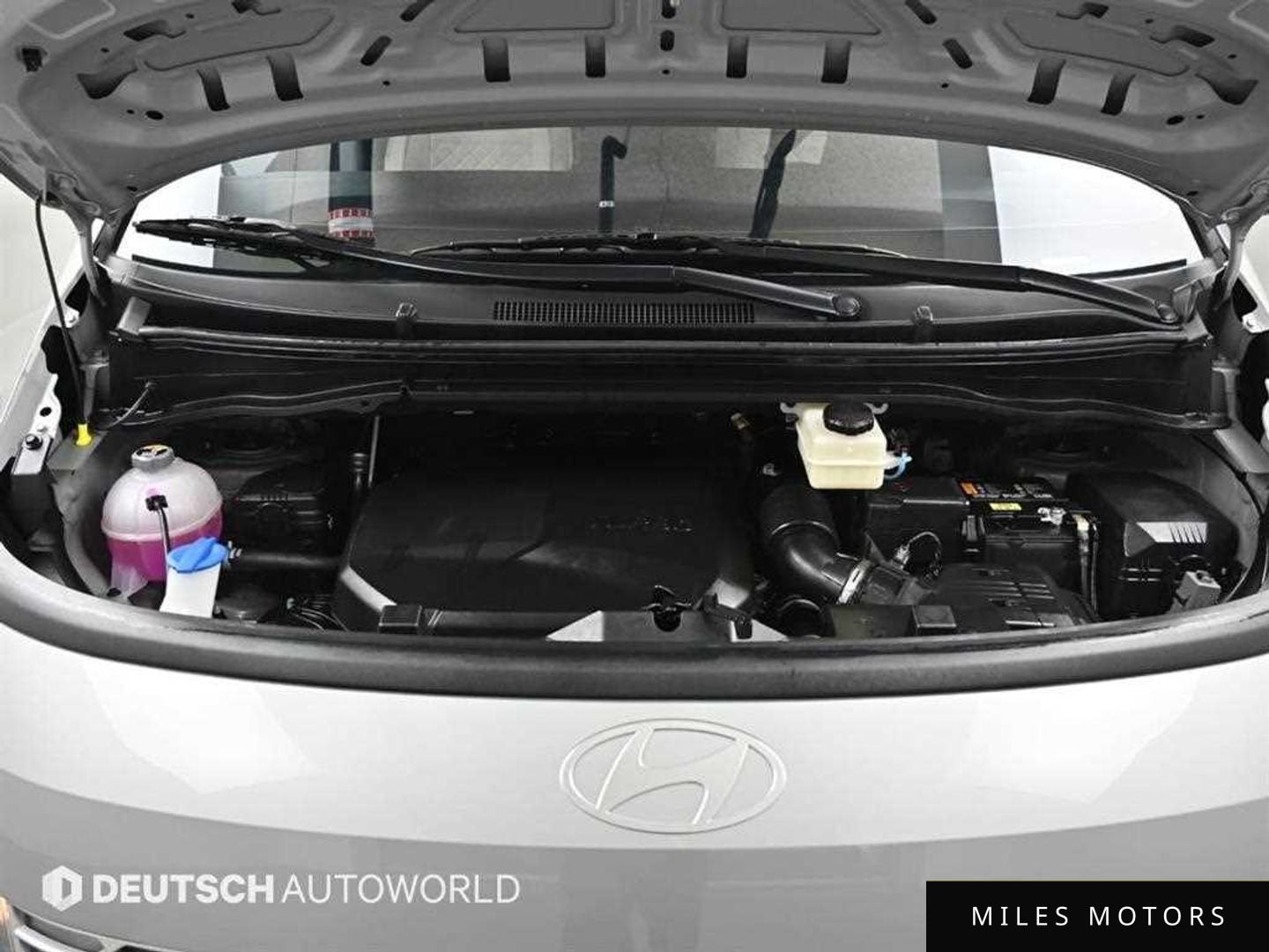 Hyundai Staria 2025 — миниатюра 6