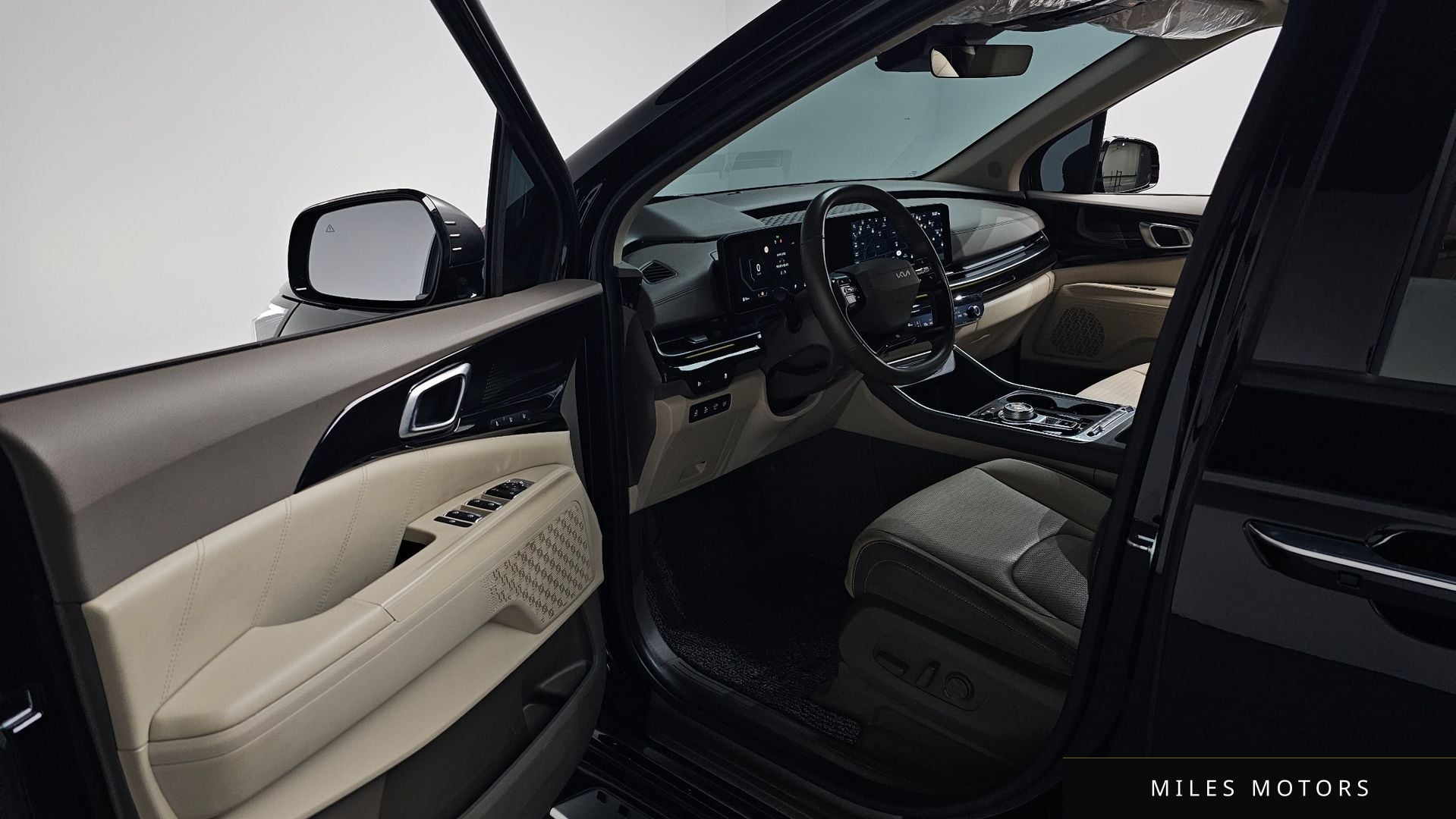 Kia Canival 2025 — миниатюра 12