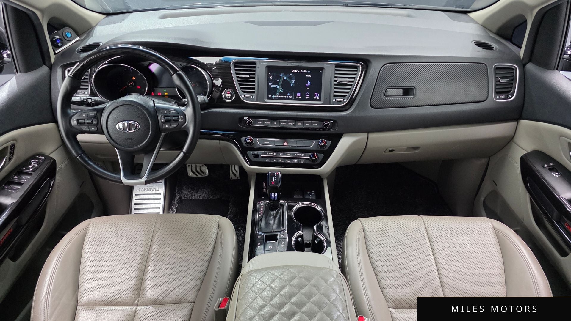 Kia Canival 2019 — миниатюра 9