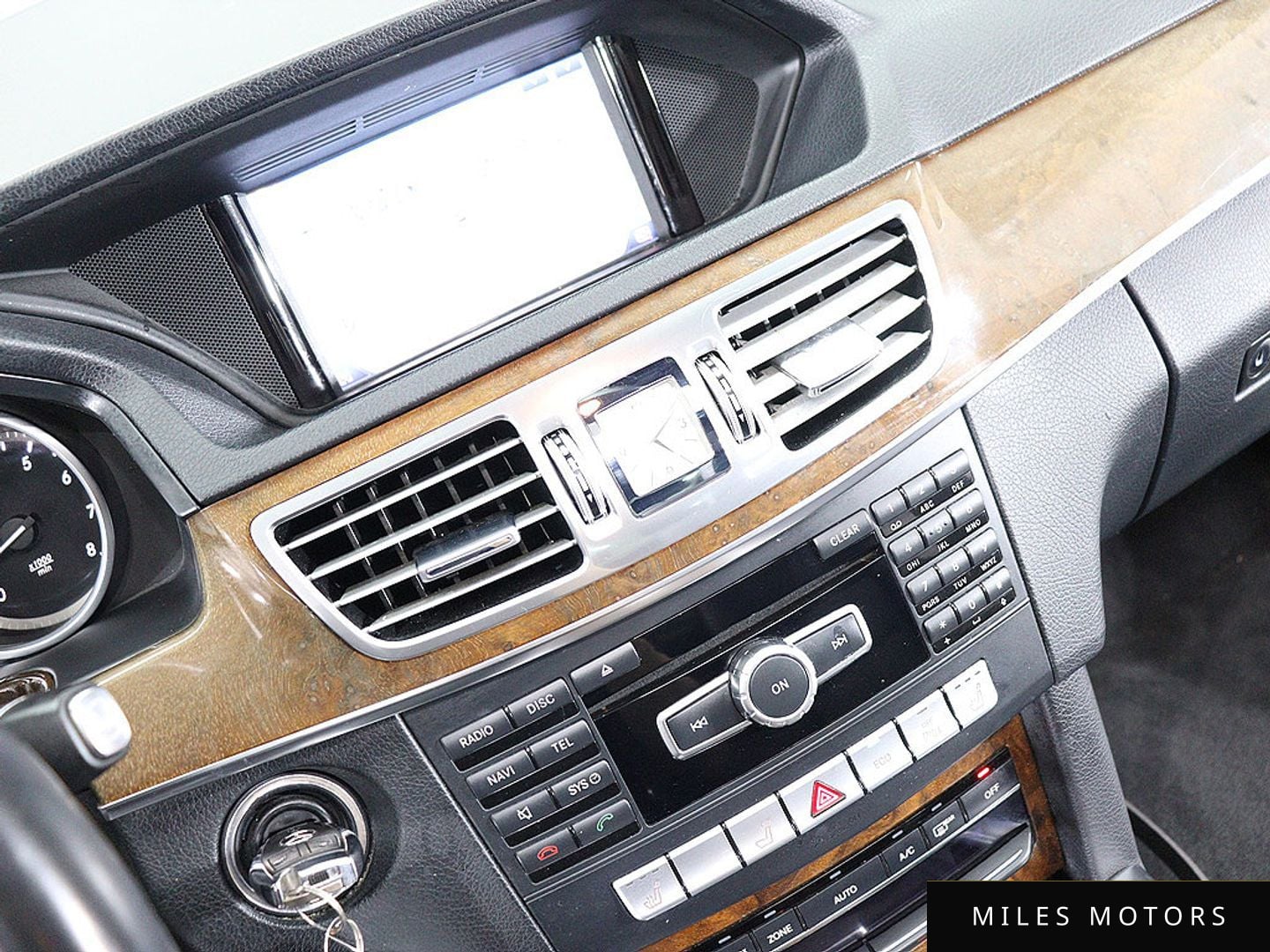 Mercedes-Benz E-Class W212 2014 — миниатюра 7