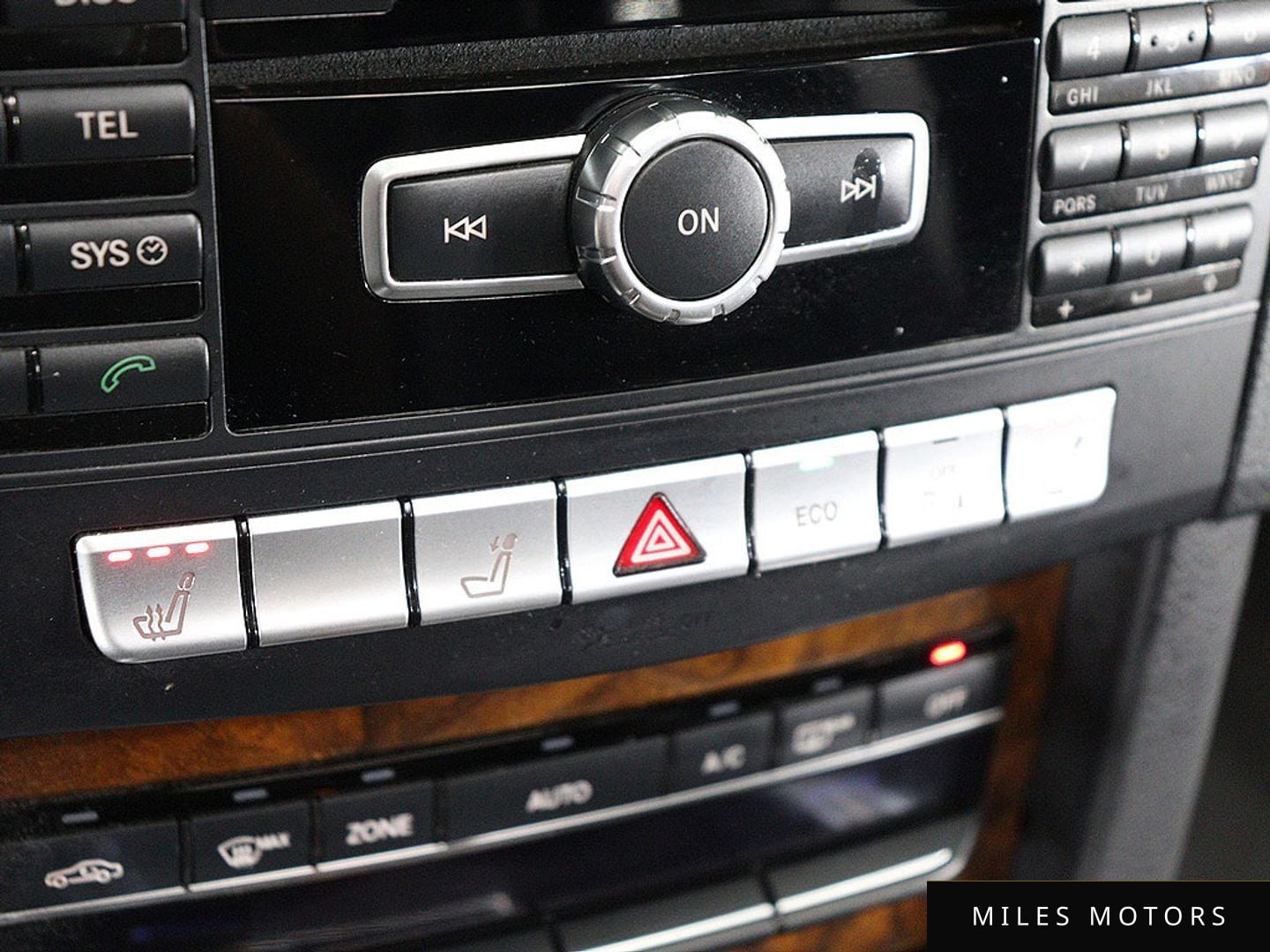 Mercedes-Benz E-Class W212 2014 — миниатюра 10