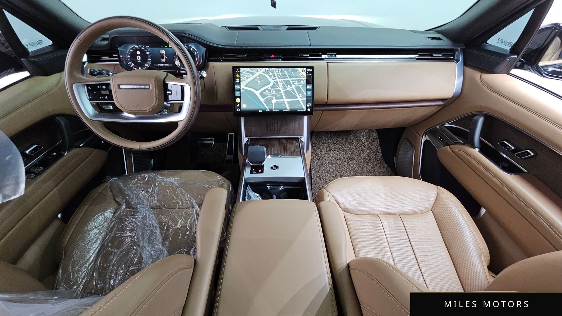 Land Rover Range Rover 2024 — миниатюра 10