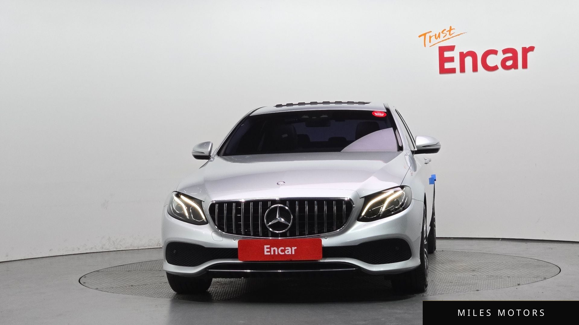 Mercedes-Benz E-Class W213 2017 — миниатюра 3