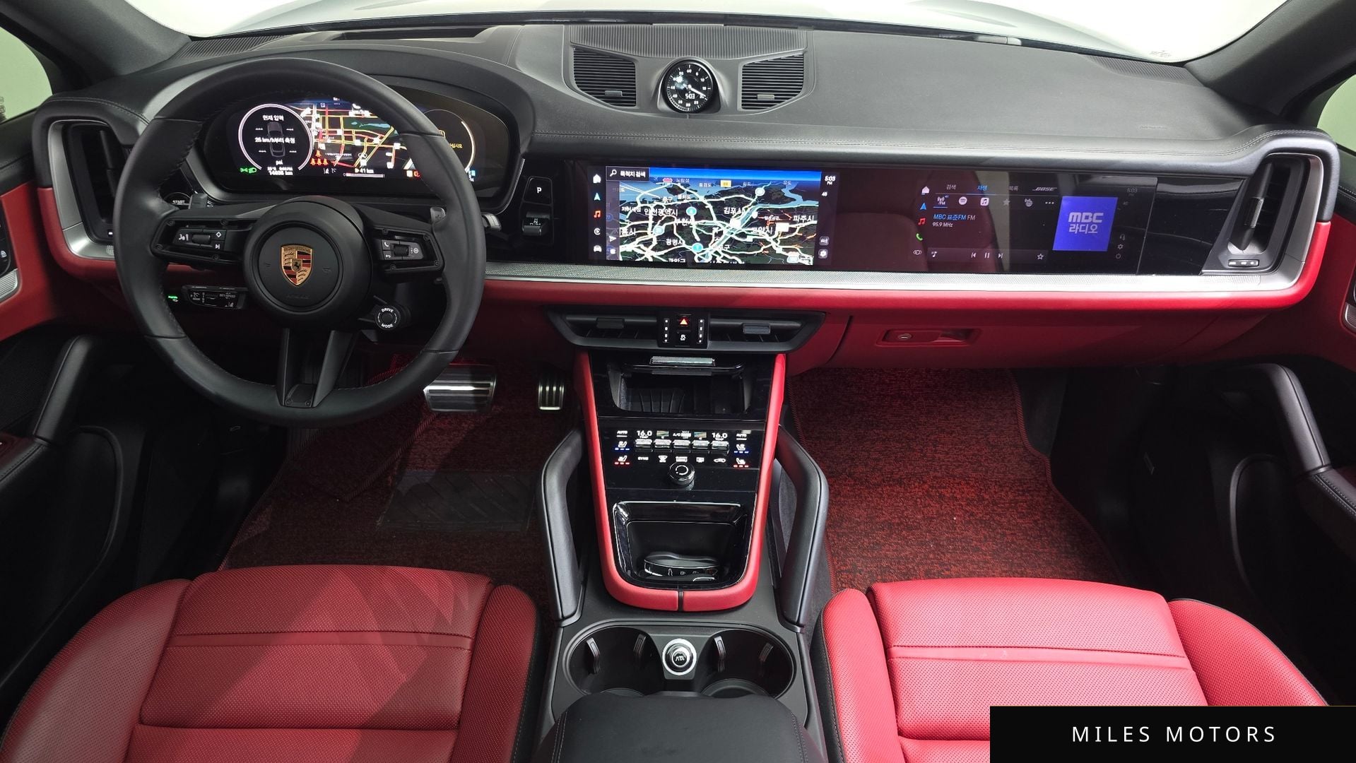 Porsche Cayenne 2025 — миниатюра 9