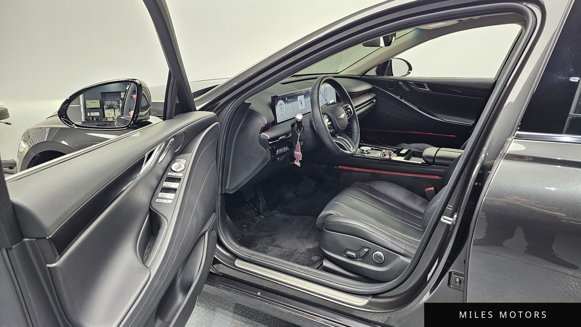 Genesis G80 (RG3) 2025 — миниатюра 12