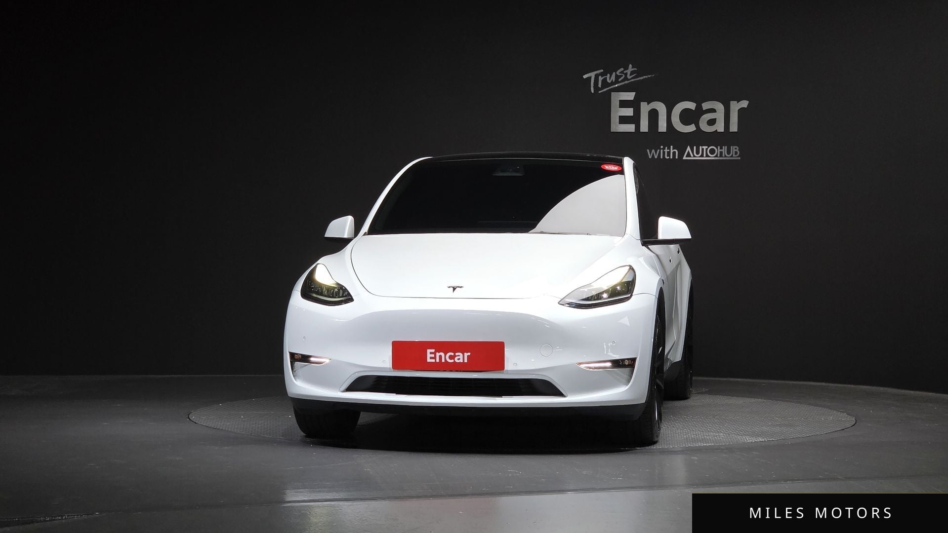 Tesla Model Y 2022 — миниатюра 3