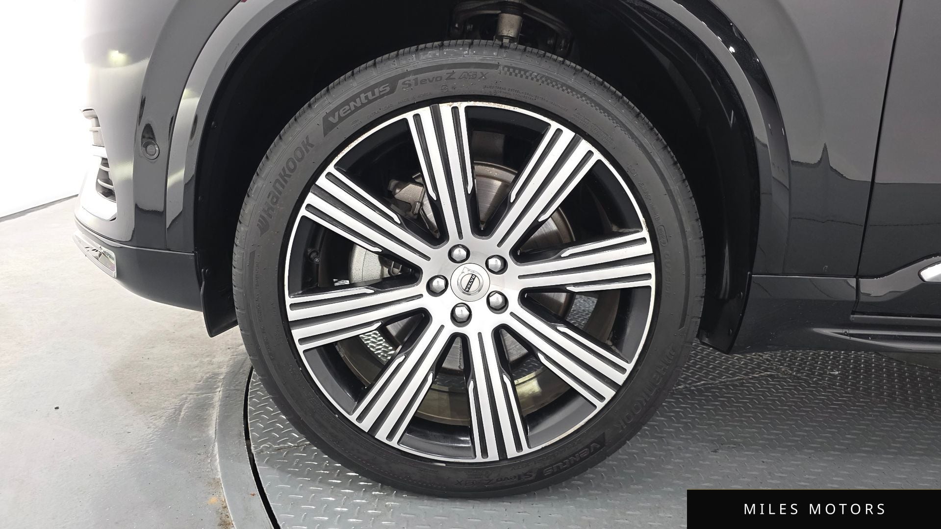 Volvo XC90 2022 — миниатюра 5