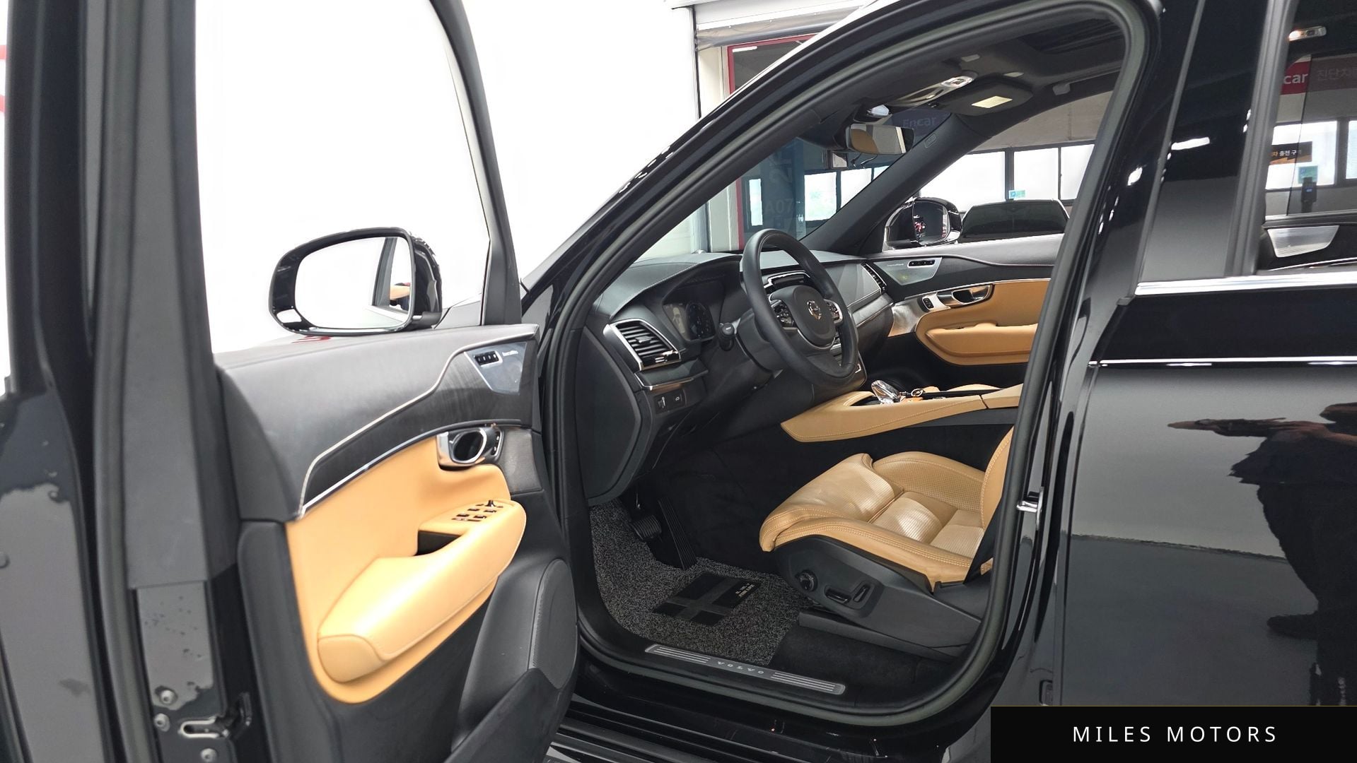 Volvo XC90 2022 — миниатюра 10