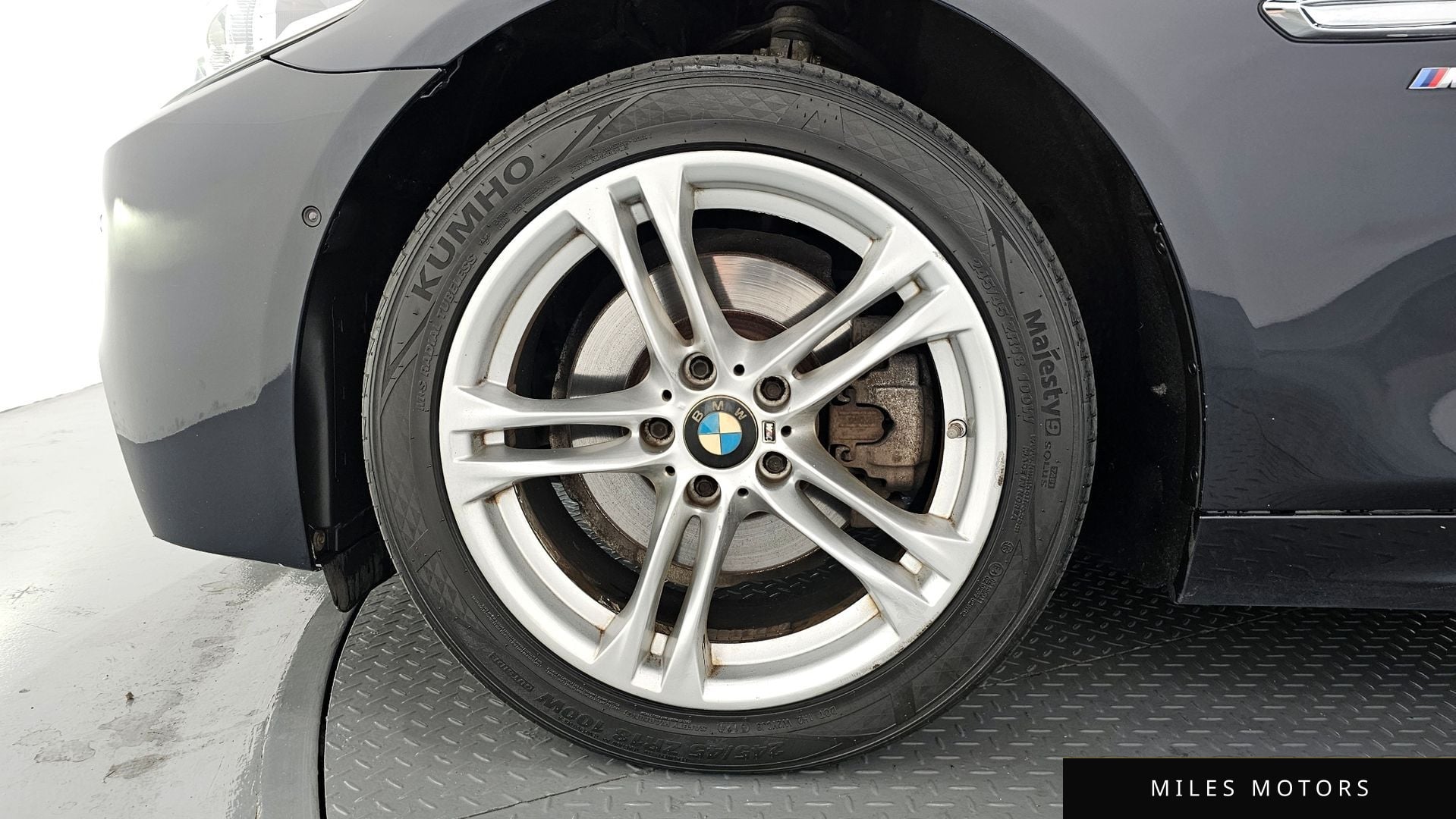 BMW 5 Series (F10) 2016 — миниатюра 5