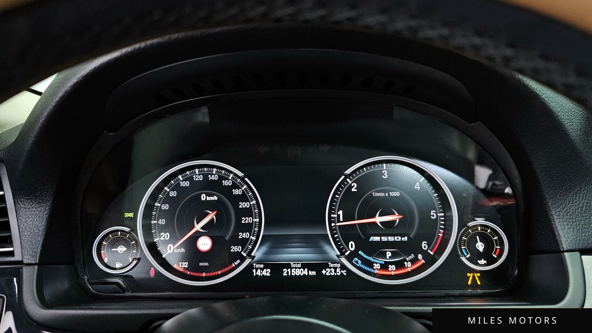 BMW 5 Series (F10) 2016 — миниатюра 8