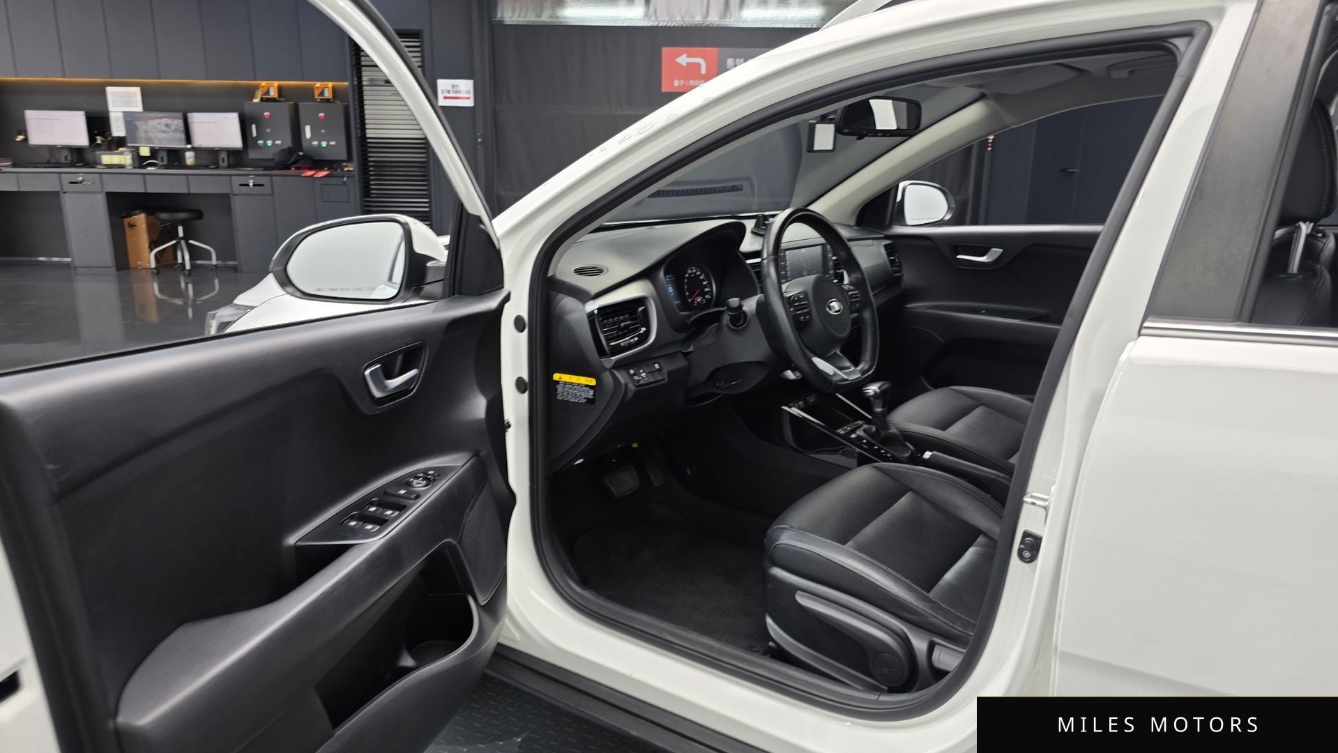Kia Stonic 2018 — миниатюра 12