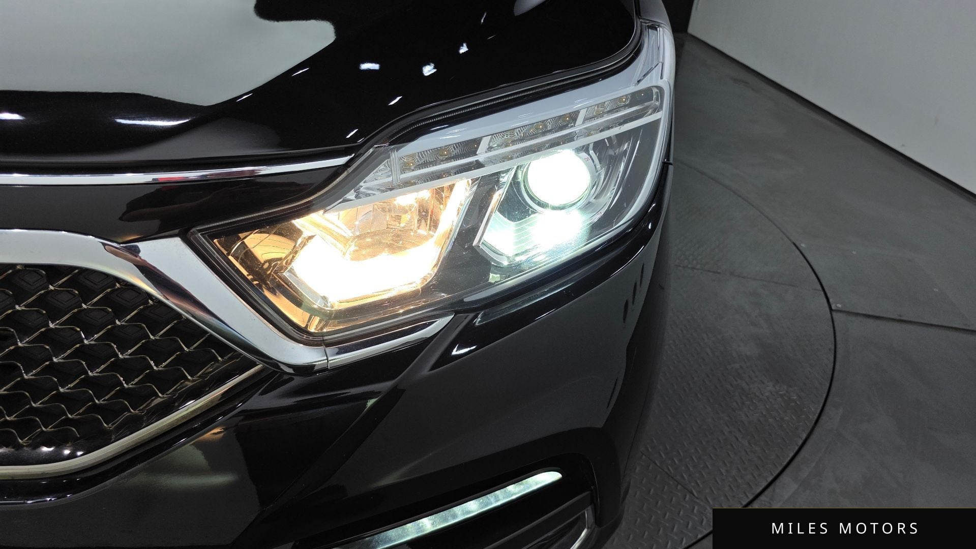 KG Mobility Rexton 2018 — миниатюра 8
