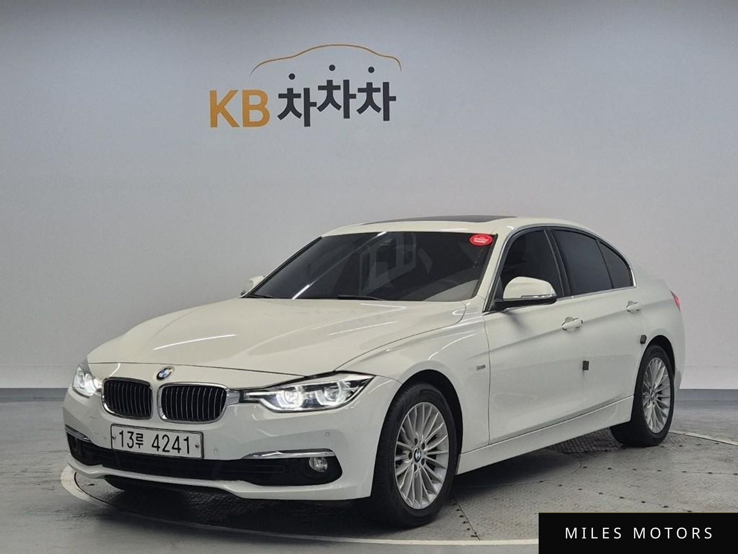 BMW 3 Series (F30) 2016 — фото 1 из 12