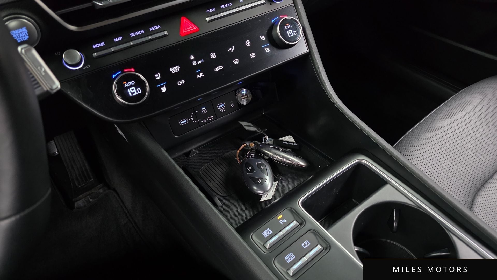 Hyundai Sonata 2025 — миниатюра 12