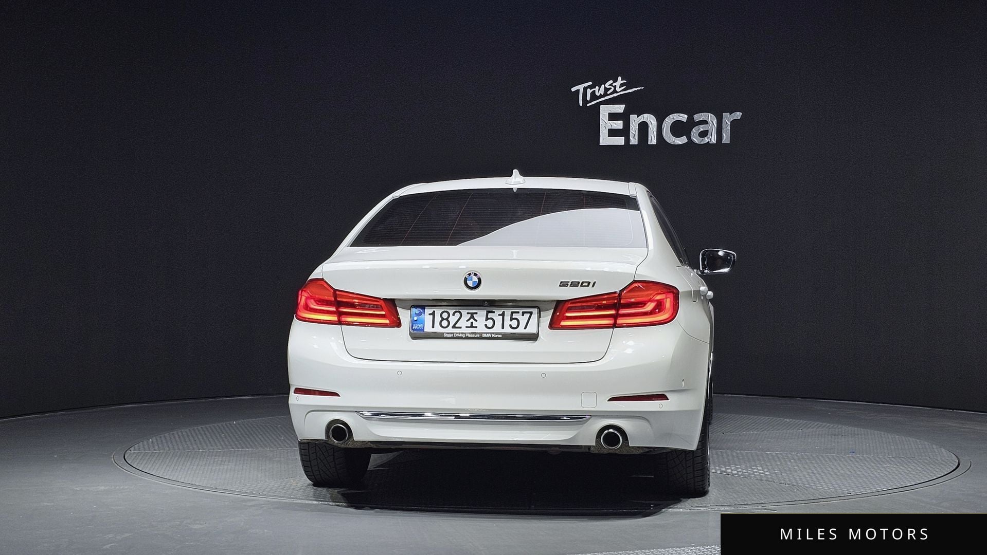 BMW 5 Series (G30) 2019 — миниатюра 4