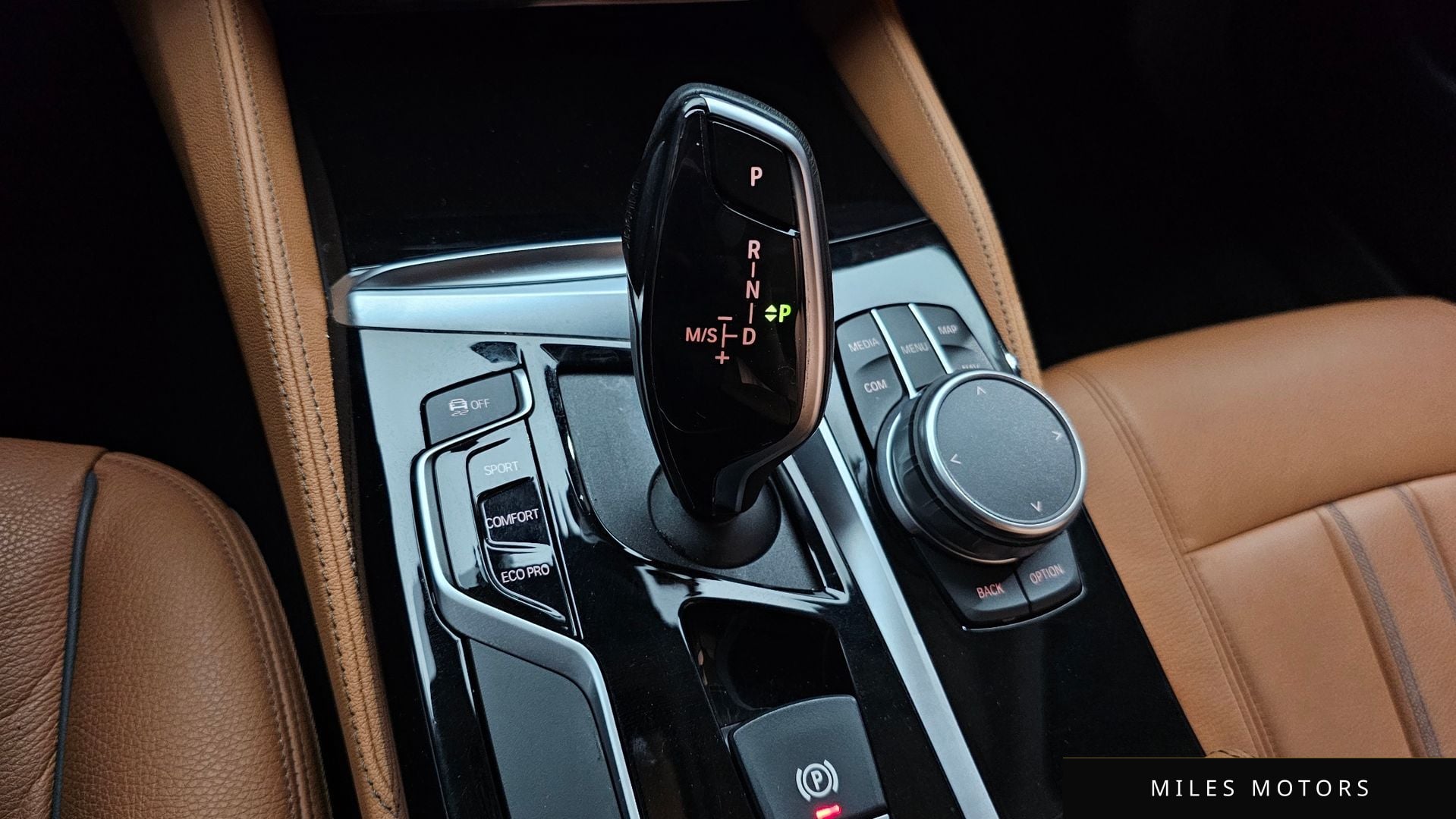 BMW 5 Series (G30) 2019 — миниатюра 9