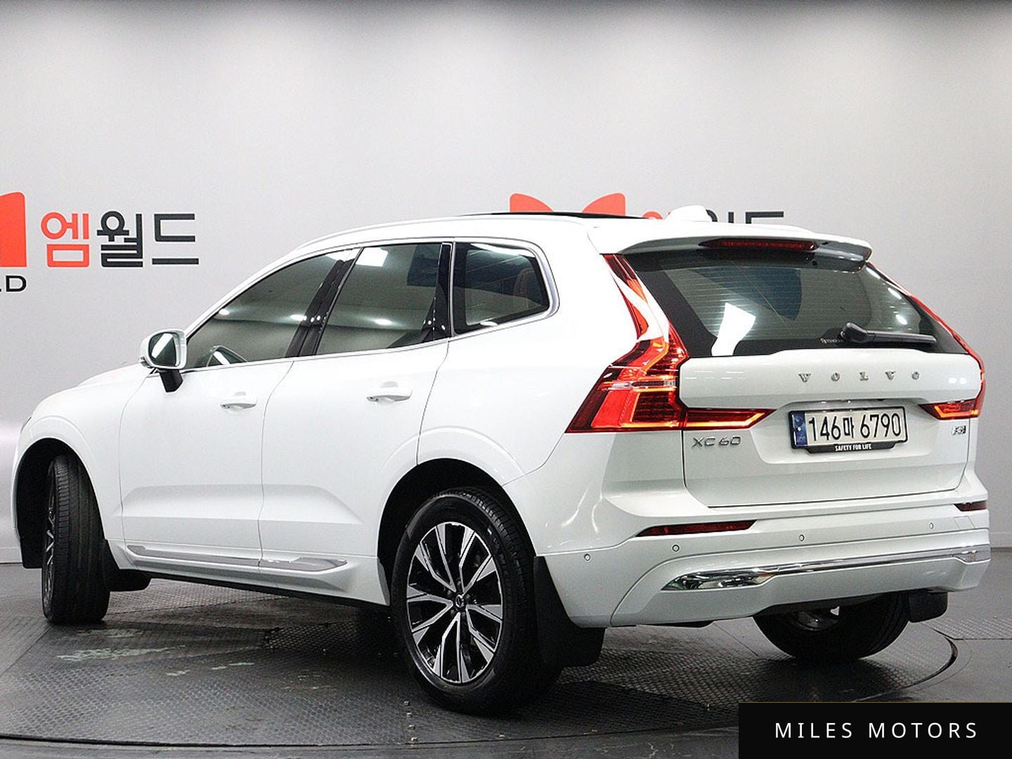 Volvo XC60 2025 — миниатюра 3