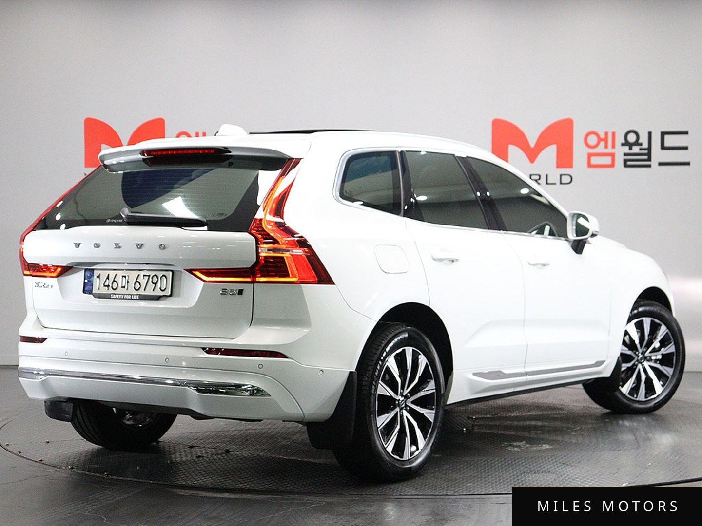 Volvo XC60 2025 — миниатюра 4